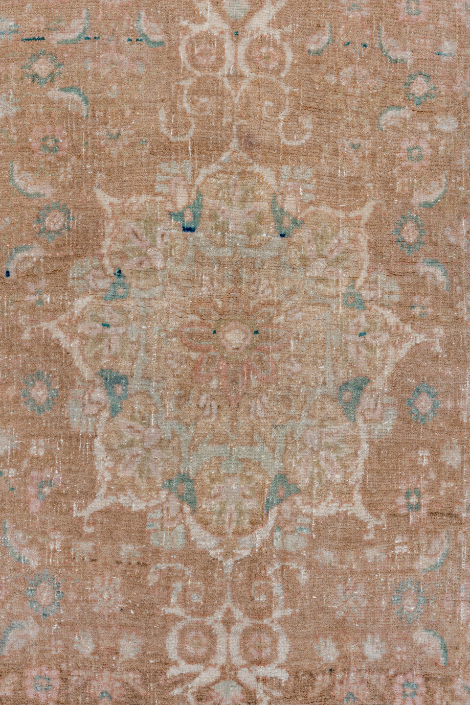 3' x 5' one-of-a-kind handmade vintage Bidjar small size rug. Color palette: camel, blush, taupe, ivory, pale aqua, beige