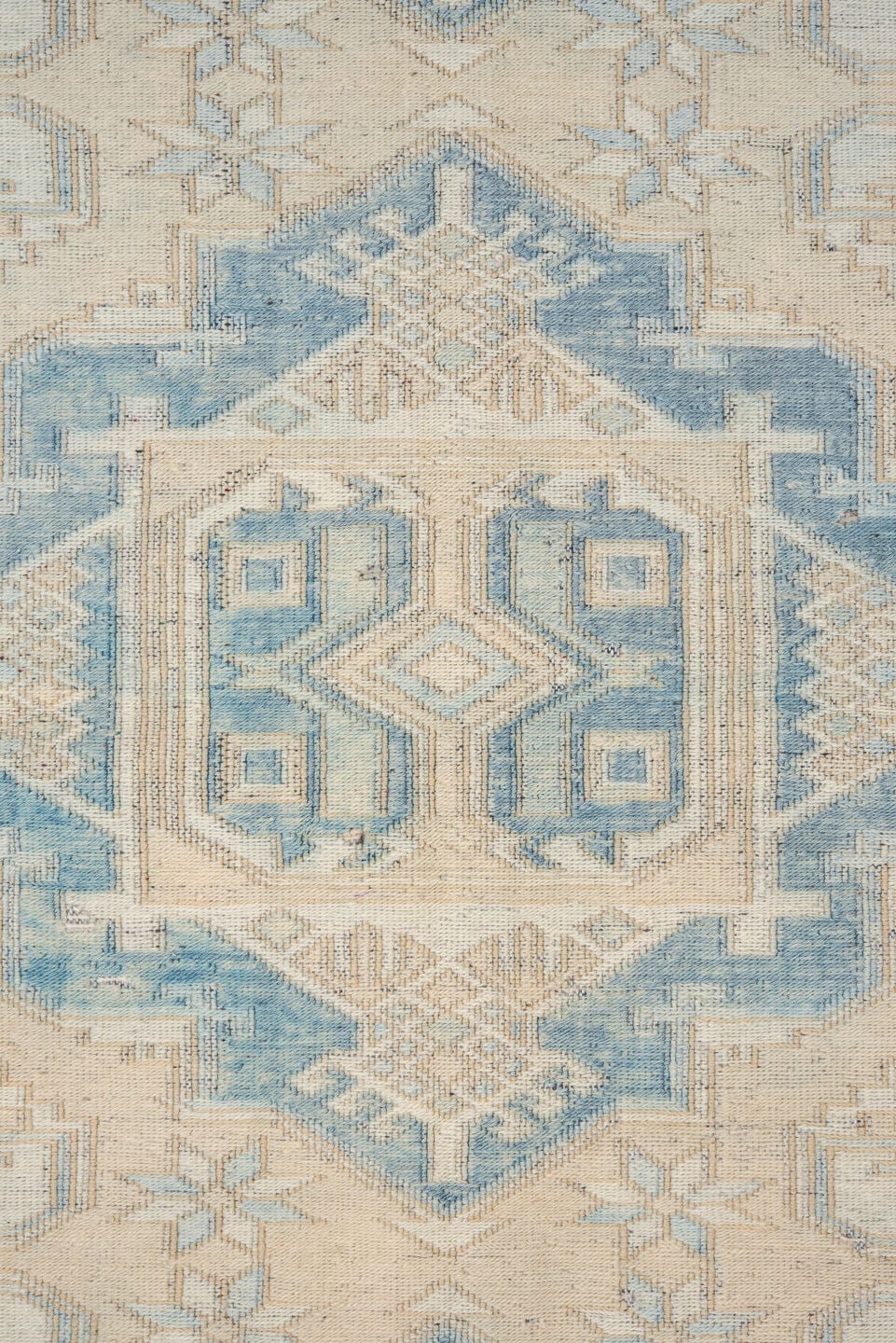 4' x 5' one-of-a-kind handmade vintage Sumak small size rug. Color palette: ivory, sky blue, beige, cream, taupe, light blue