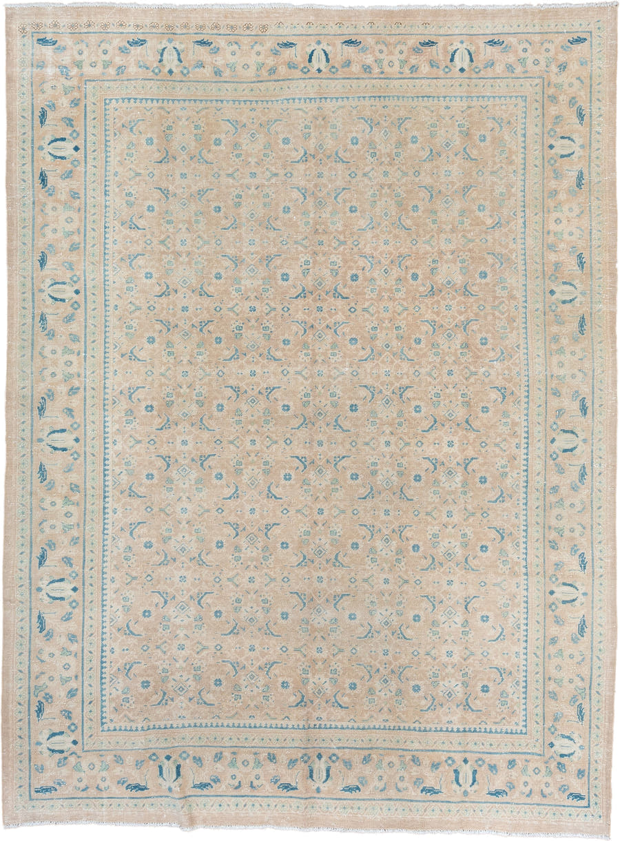 7' x 10' one-of-a-kind handmade vintage Mahal large size rug. Color palette: beige, ivory, pale blue, sky blue, taupe