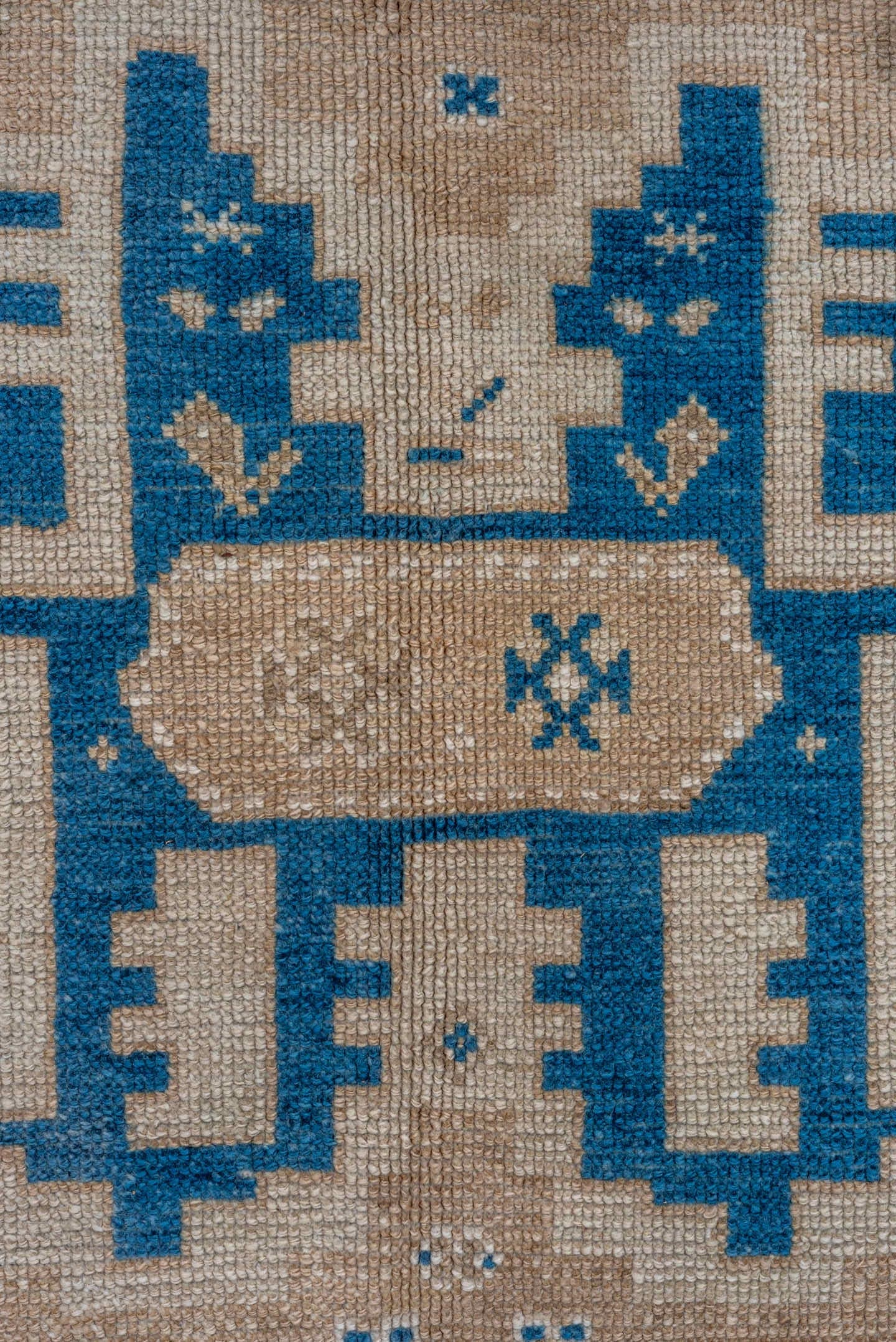 5' x 10' one-of-a-kind handmade vintage Oushak medium size rug. Color palette: ivory, beige, cobalt, taupe, blue, gray