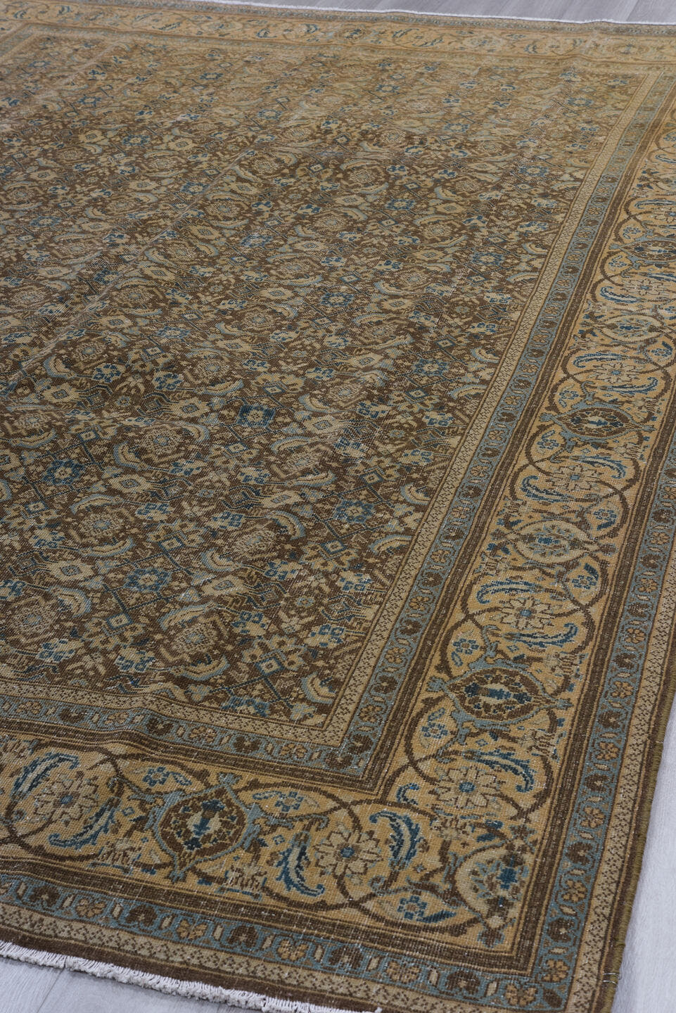 8' x 11' one-of-a-kind handmade vintage Mahal large size rug. Color palette: taupe, beige, brown, ivory, slate, camel, blue