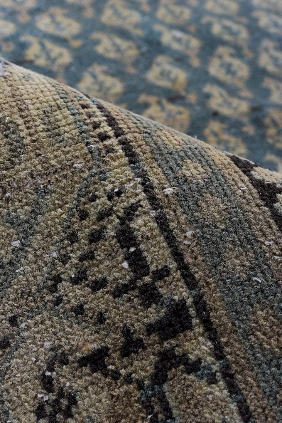 7' x 10' one-of-a-kind handmade vintage Tabriz large size rug. Color palette: arapawa, black, blue, charcoal, dark gray