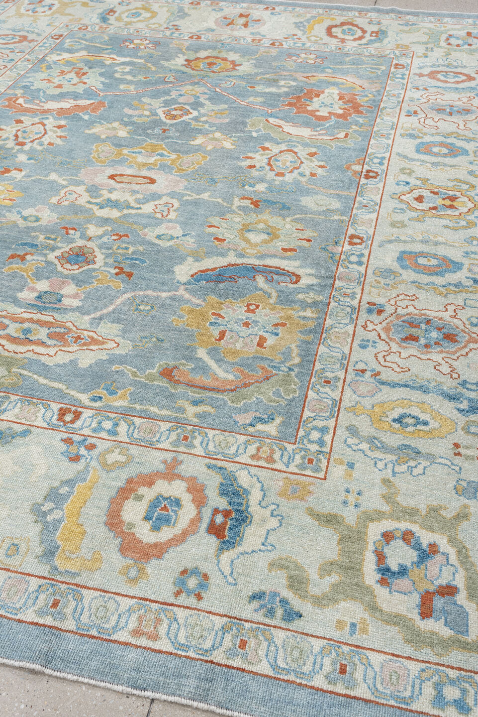 8' x 10' one-of-a-kind handmade vintage Sultanabad large size rug. Color palette: sky blue, ivory, coral, sage, gold, taupe