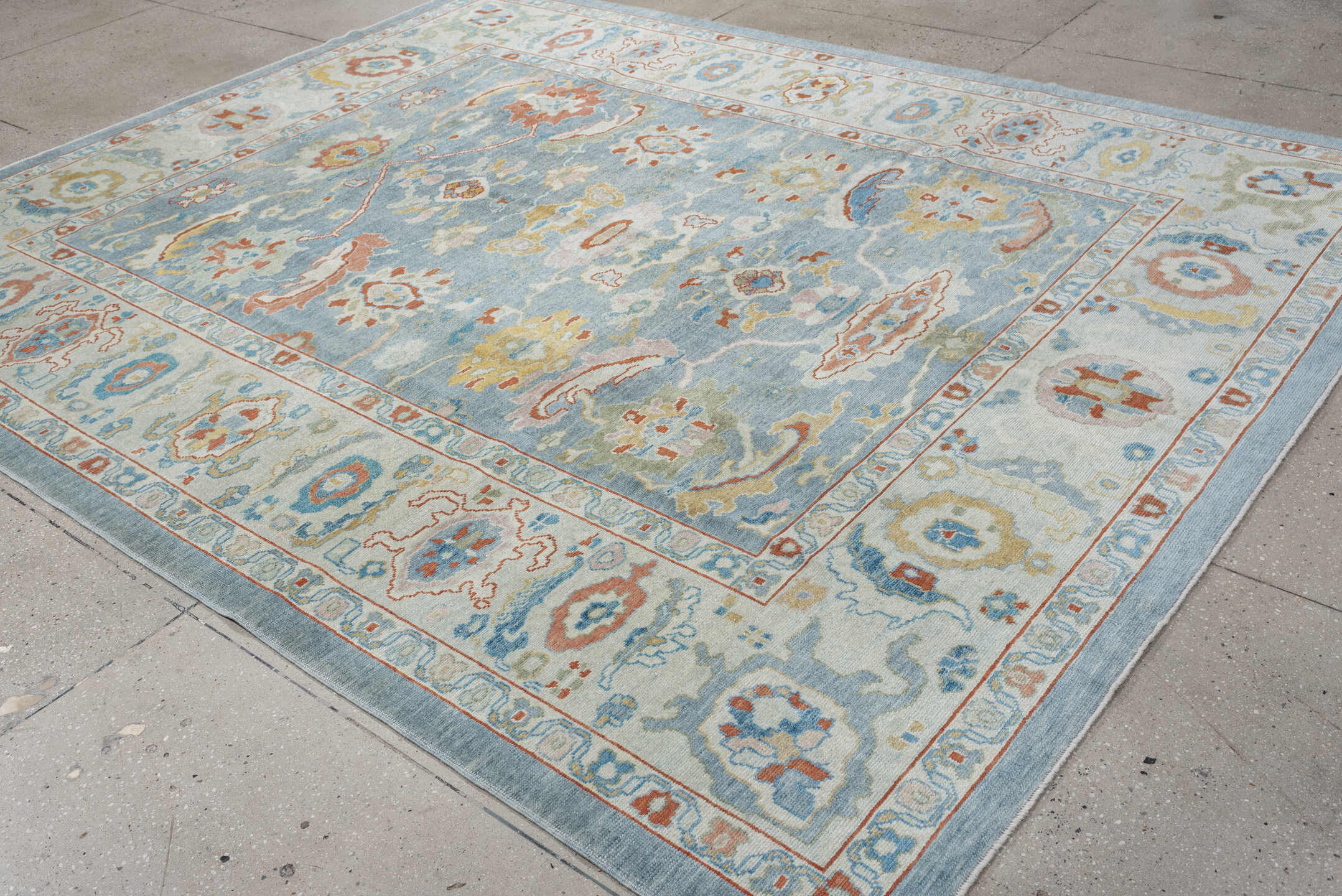 8' x 10' one-of-a-kind handmade vintage Sultanabad large size rug. Color palette: sky blue, ivory, coral, sage, gold, taupe