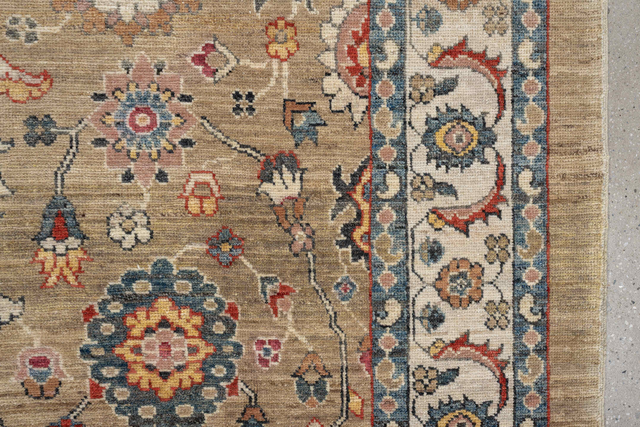 6' x 10' one-of-a-kind handmade vintage Sultanabad large size rug. Color palette: camel, ivory, indigo, rust, blush, slate