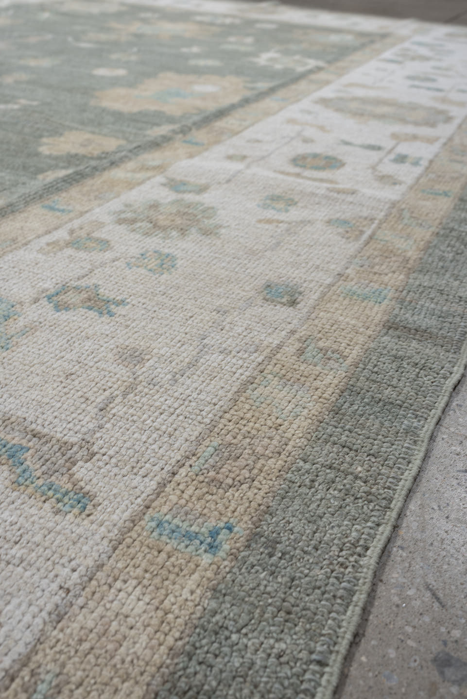 7' x 10' one-of-a-kind handmade vintage Oushak large size rug. Color palette: gray, ivory, sky blue, taupe, beige, cream