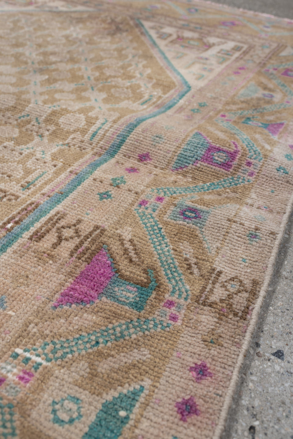 3' x 5' one-of-a-kind handmade antique Hamadan small size rug. Color palette: camel, ivory, aqua, rose, taupe, sand, beige