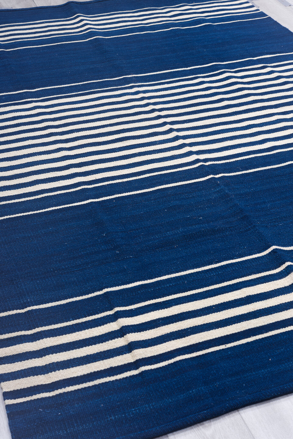 5' x 9' one-of-a-kind handmade vintage Kilim medium size rug. Color palette: blue, fiord, gray, light gray, off-white