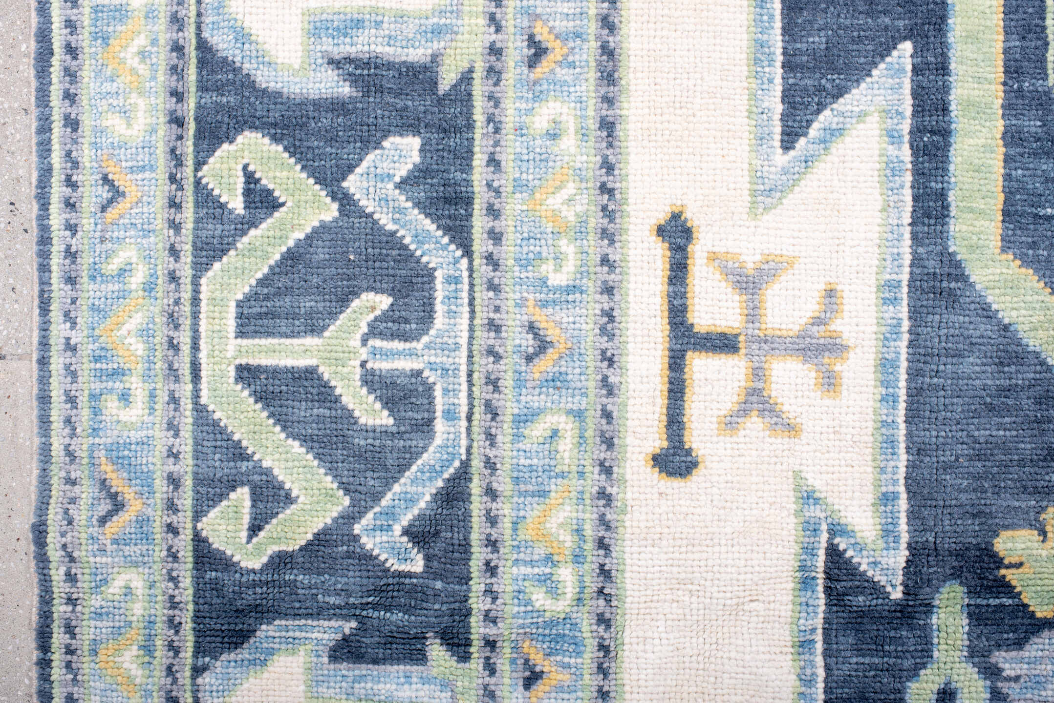 8' x 10' one-of-a-kind handmade vintage Oushak large size rug. Color palette: ivory, navy, sky_blue, sage, gold, pale_blue