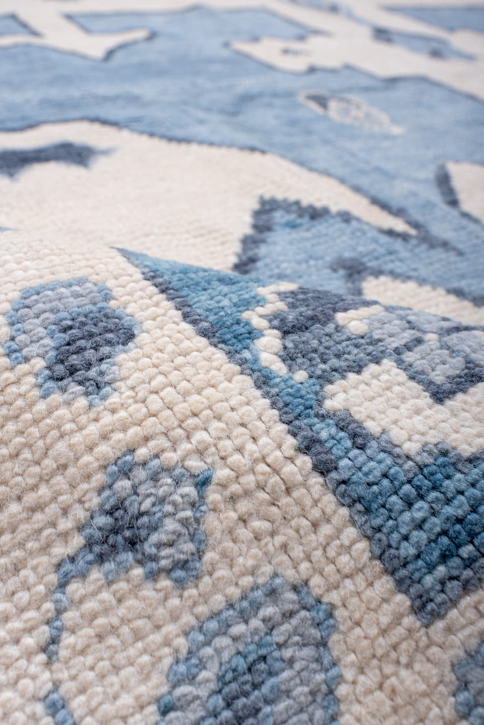 8' x 11' one-of-a-kind handmade vintage Oushak large size rug. Color palette: ivory, sky blue, slate blue, powder blue