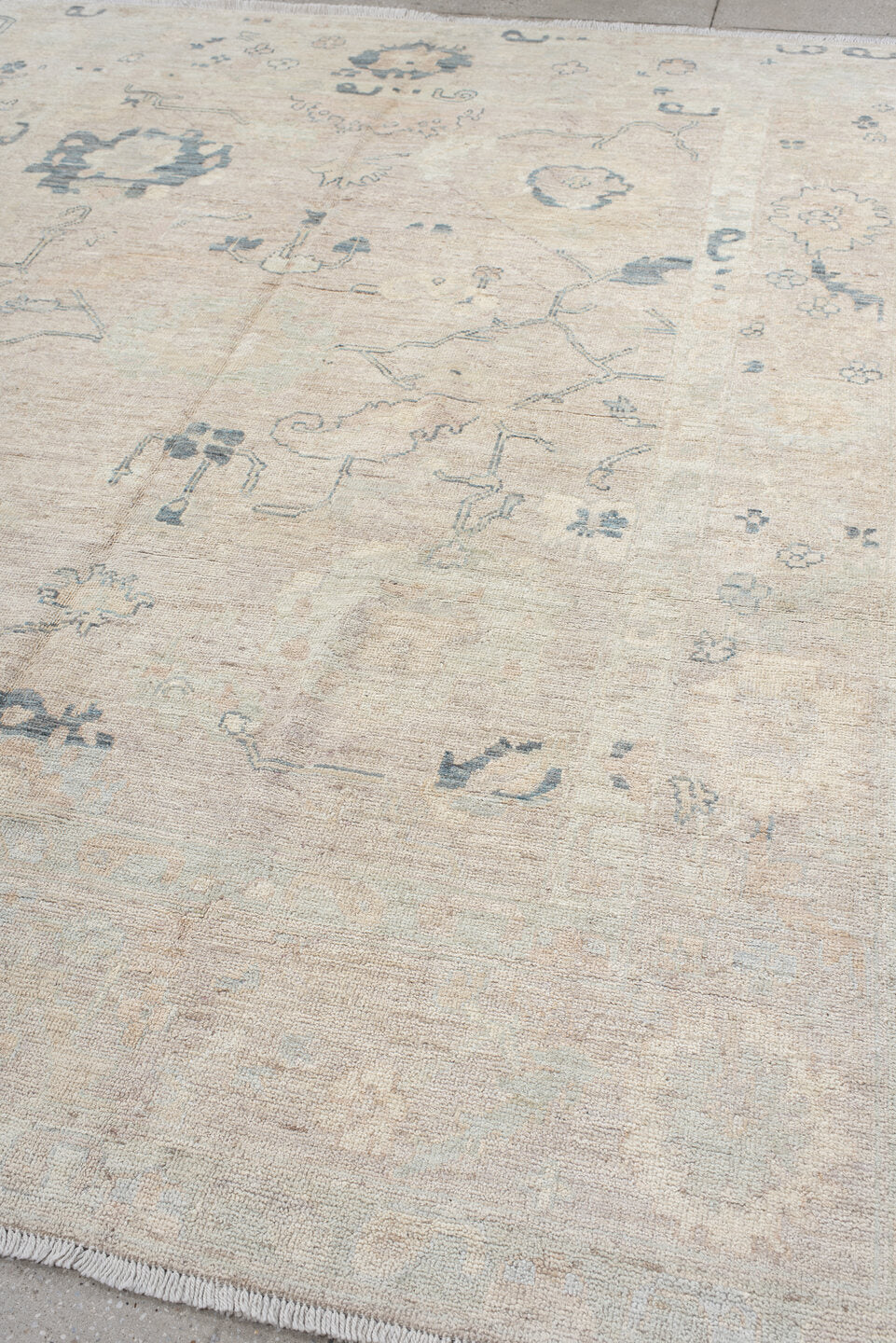 8' x 10' one-of-a-kind handmade vintage Oushak large size rug. Color palette: ivory, pale blue, taupe, beige, slate, cream