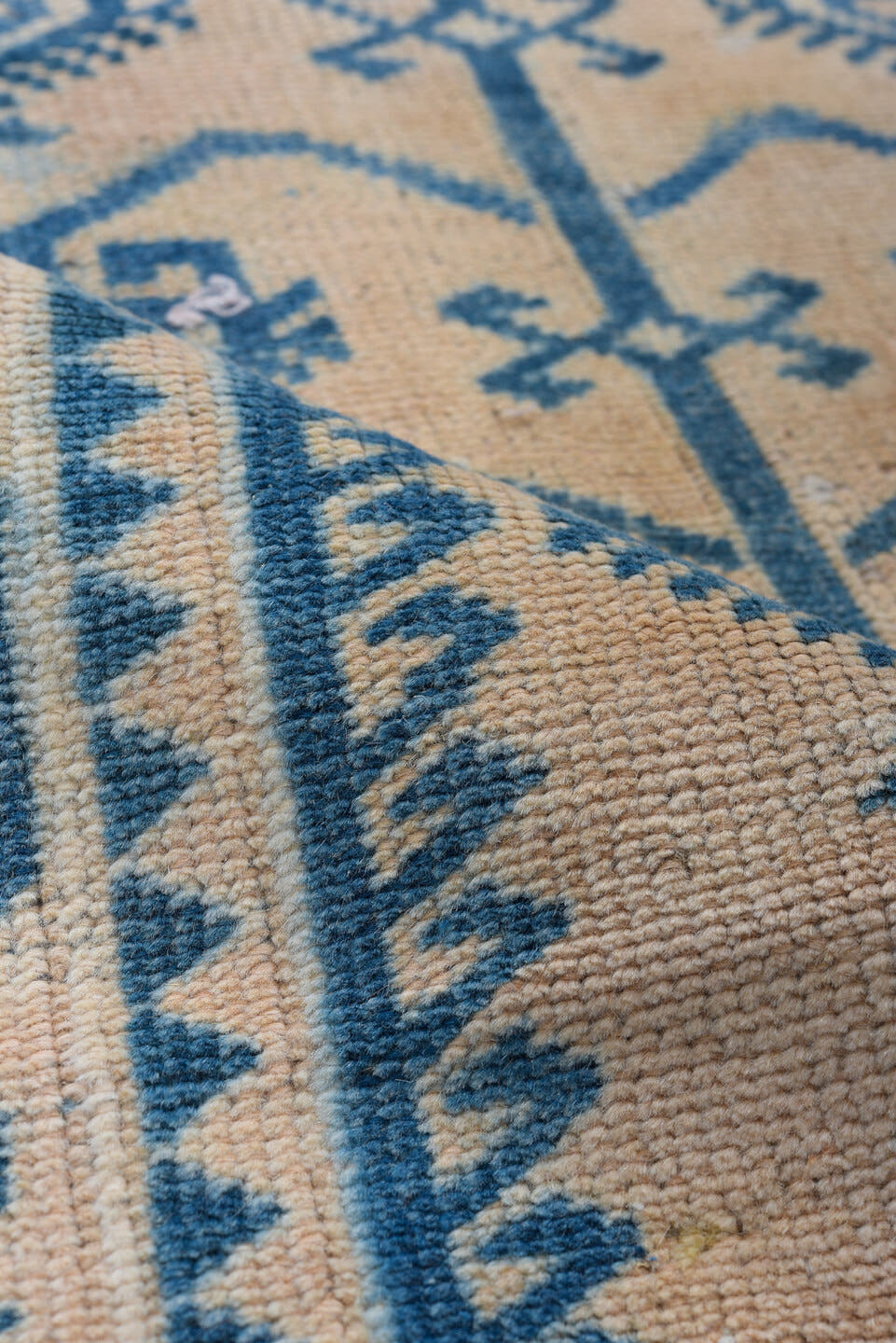 2' x 9' one-of-a-kind handmade antique Oushak runner rug. Color palette: ivory, cobalt, sky_blue, beige, blue, light blue