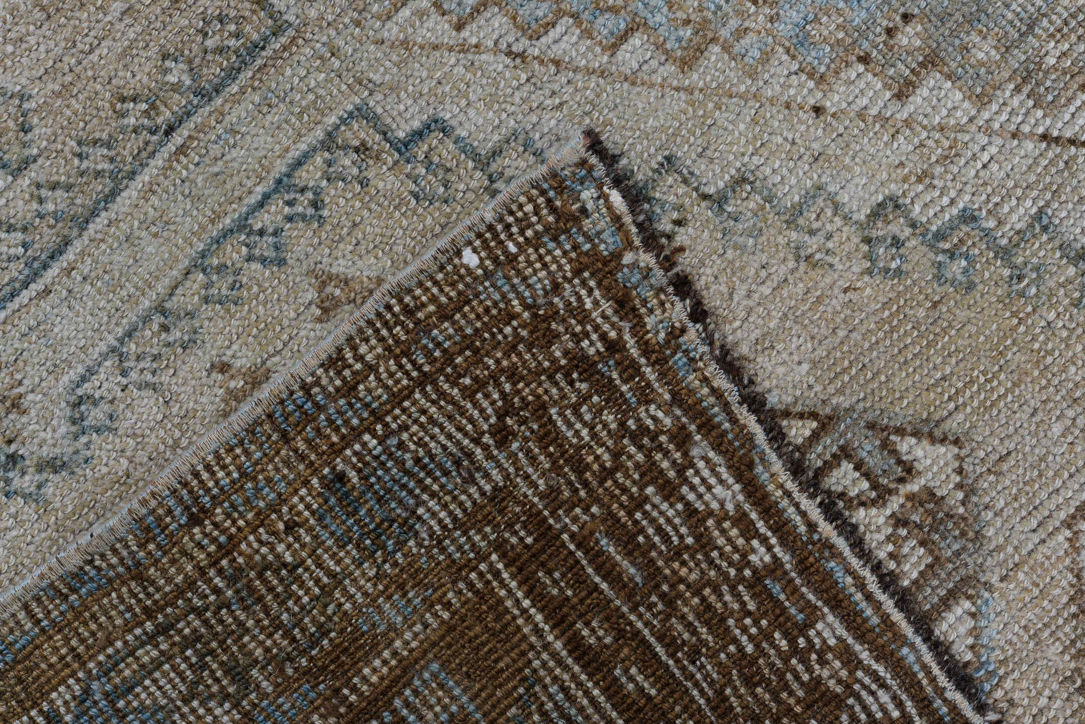 5' x 8' one-of-a-kind handmade vintage Shiraz medium size rug. Color palette: black, blue, brown, dark gray, dim gray, gray