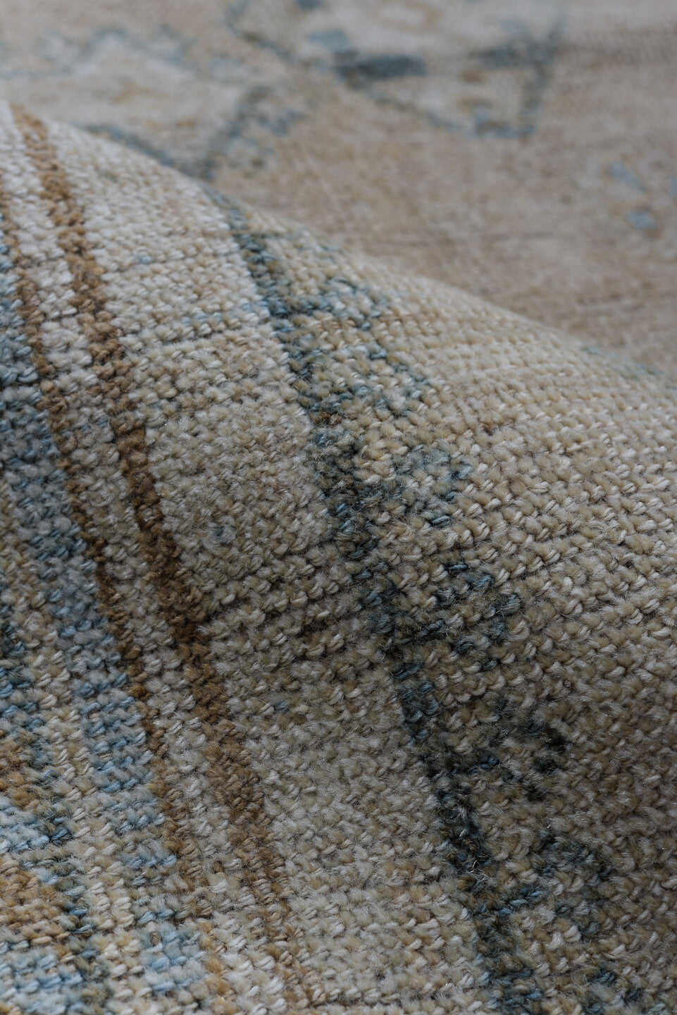 5' x 8' one-of-a-kind handmade vintage Shiraz medium size rug. Color palette: black, blue, brown, dark gray, dim gray, gray