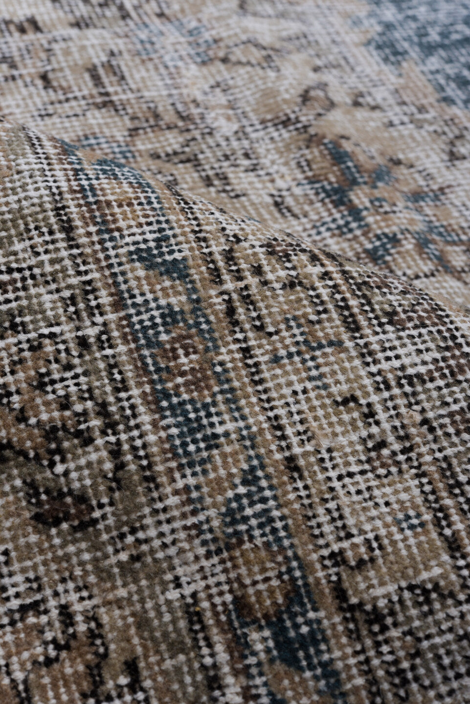 9' x 13' one-of-a-kind handmade vintage Sparta large size rug. Color palette: black, blue, brown, dark gray, gainsboro, gray