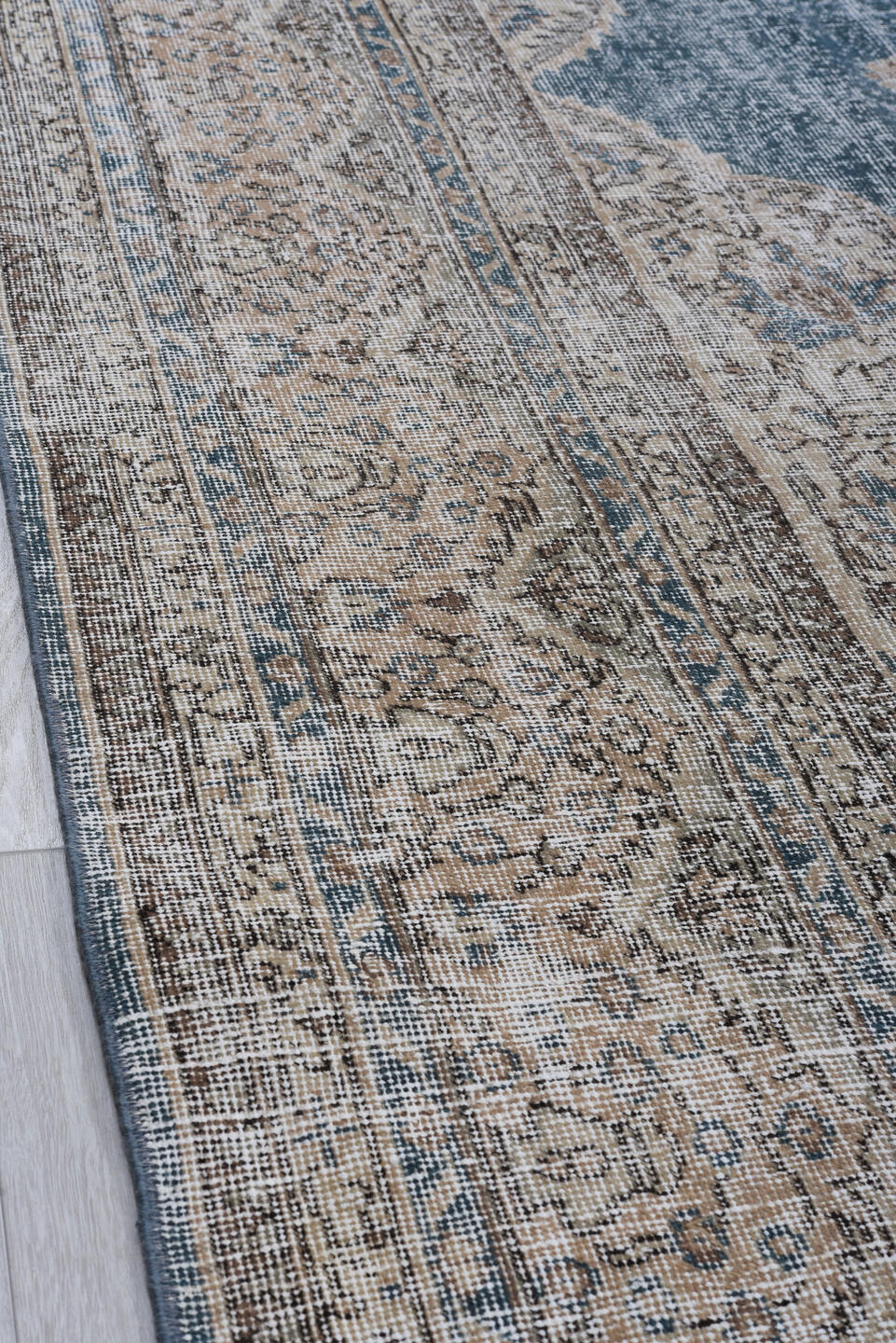 9' x 13' one-of-a-kind handmade vintage Sparta large size rug. Color palette: black, blue, brown, dark gray, gainsboro, gray