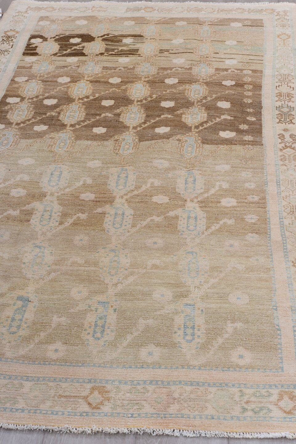4' x 7' one-of-a-kind handmade vintage Malayer rug. Color palette: brown, dark gray, dim gray, gray, light gray, off-white