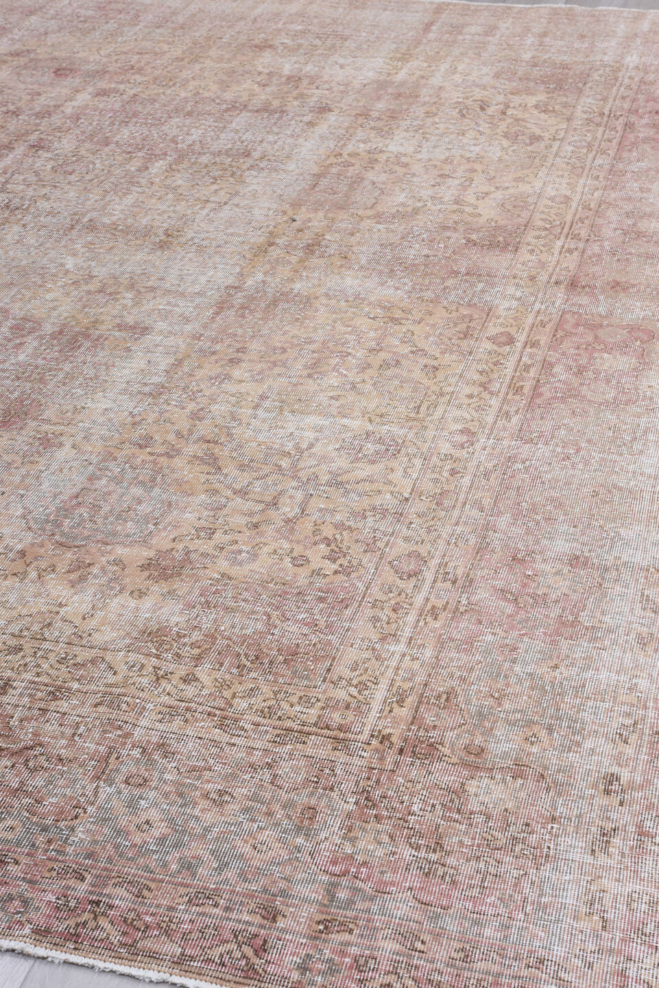 9' x 13' one-of-a-kind handmade antique Sparta large size rug. Color palette: ivory, rose, taupe, blush, beige, dusty pink
