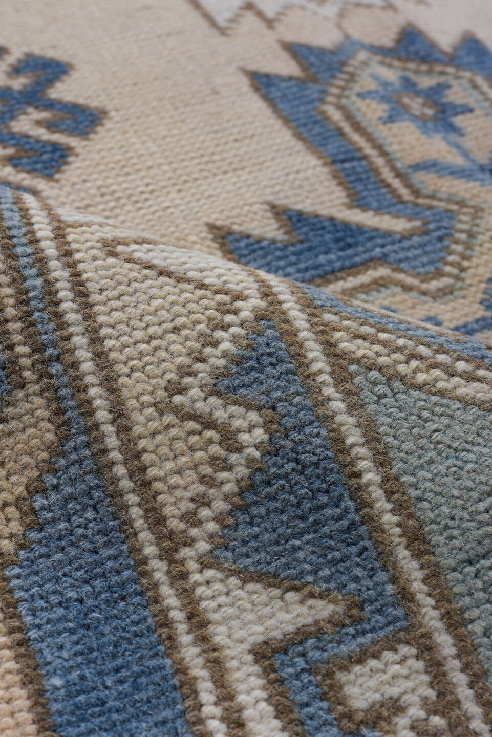 4' x 7' one-of-a-kind handmade vintage Oushak rug. Color palette: ivory, sky blue, taupe, beige, slate blue, camel