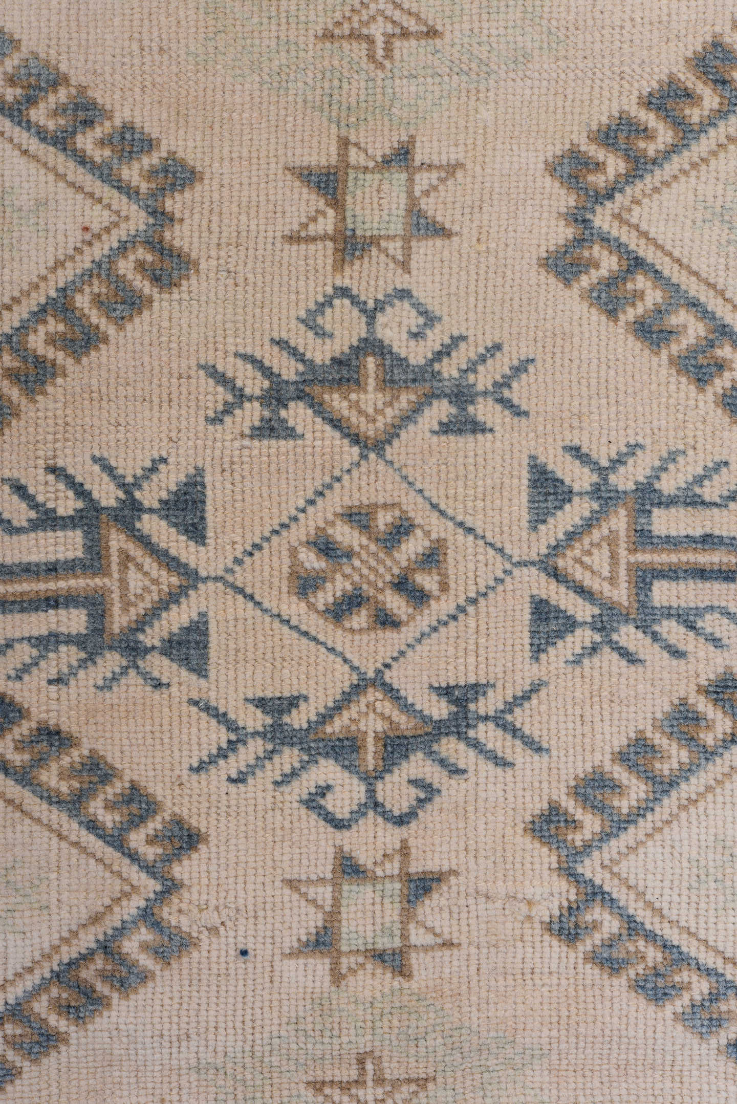 3' x 5' one-of-a-kind handmade vintage Oushak small size rug. Color palette: ivory, sky blue, taupe, beige, camel