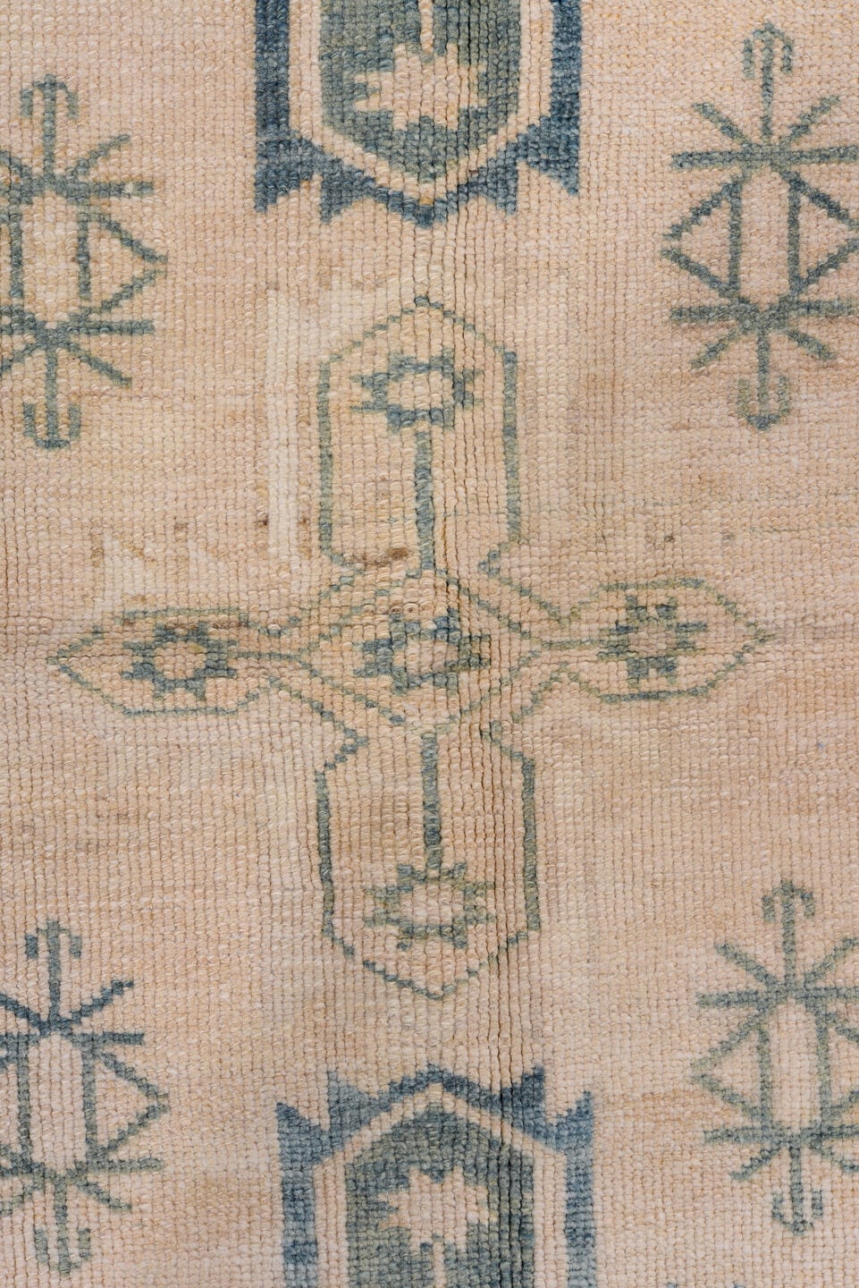 4' x 7' one-of-a-kind handmade antique Oushak rug. Color palette: beige, slate, taupe, ivory, gray