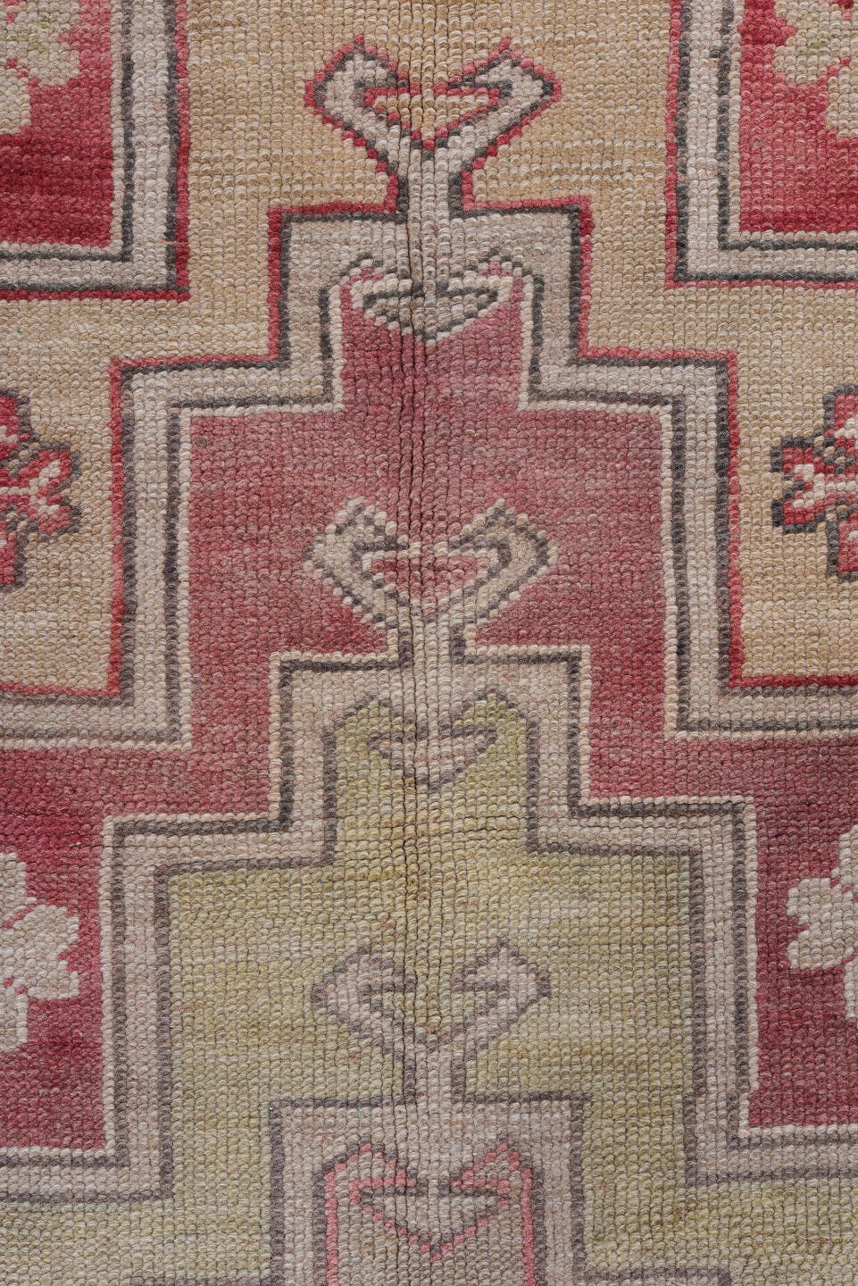 3' x 6' one-of-a-kind handmade antique Oushak small size rug. Color palette: beige, coral, rose, taupe, ivory, blue