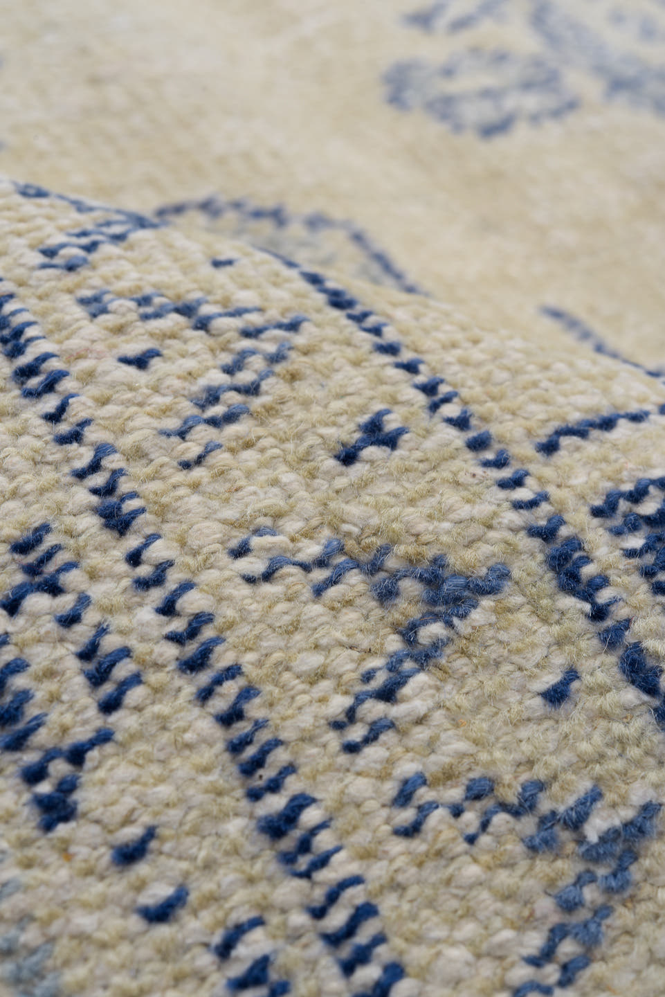 7' x 10' one-of-a-kind handmade antique Sparta large size rug. Color palette: ivory, powder blue, slate, cream, light blue