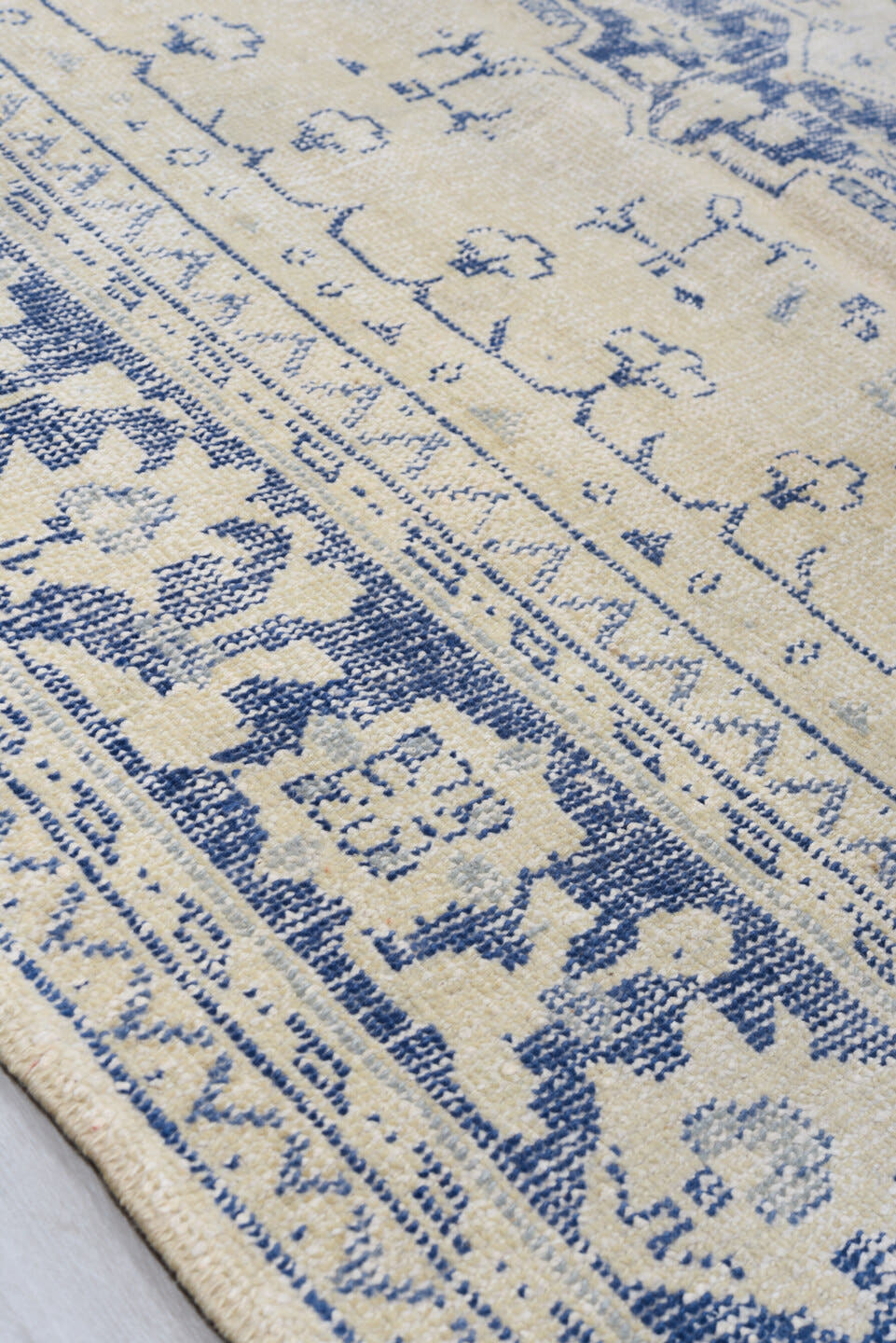7' x 10' one-of-a-kind handmade antique Sparta large size rug. Color palette: ivory, powder blue, slate, cream, light blue