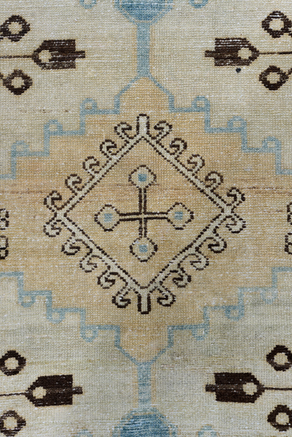 5' x 6' one-of-a-kind handmade vintage Baktiary rug. Color palette: blue, brown, dim gray, gainsboro, gray, light gray