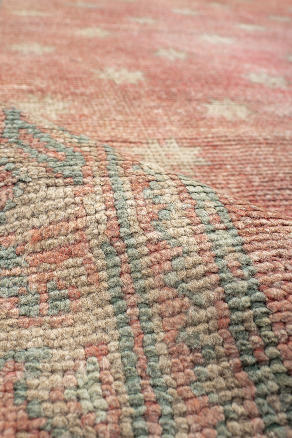 5' x 9' one-of-a-kind handmade vintage Oushak medium size rug. Color palette: brown, gray, light gray, off-white, orange