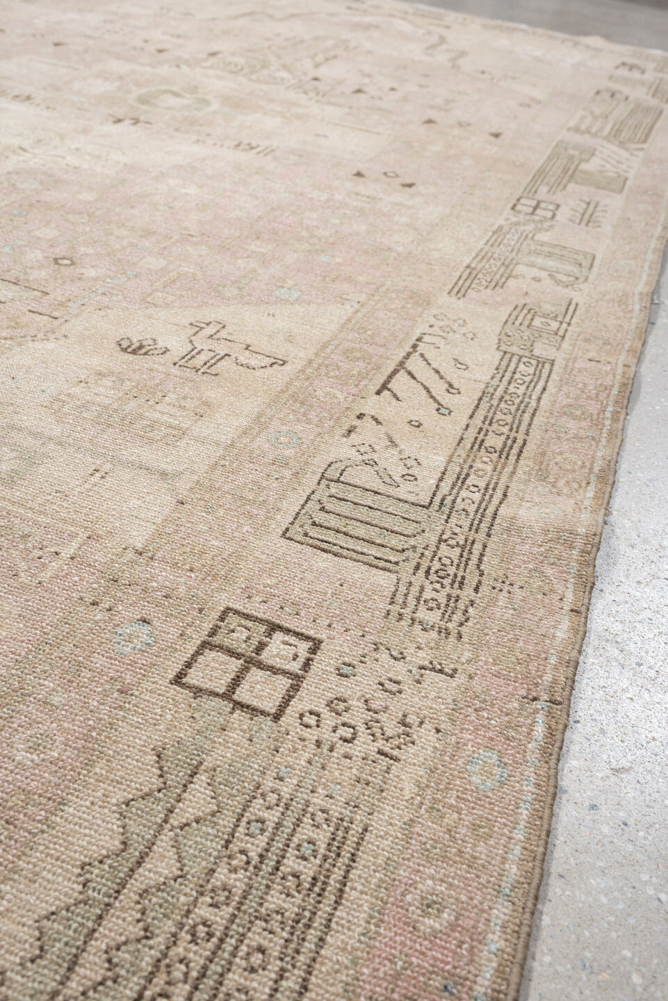 5' x 11' one-of-a-kind handmade vintage Malayer rug. Color palette: ivory, blush, taupe, camel, brown, pale blue, pink