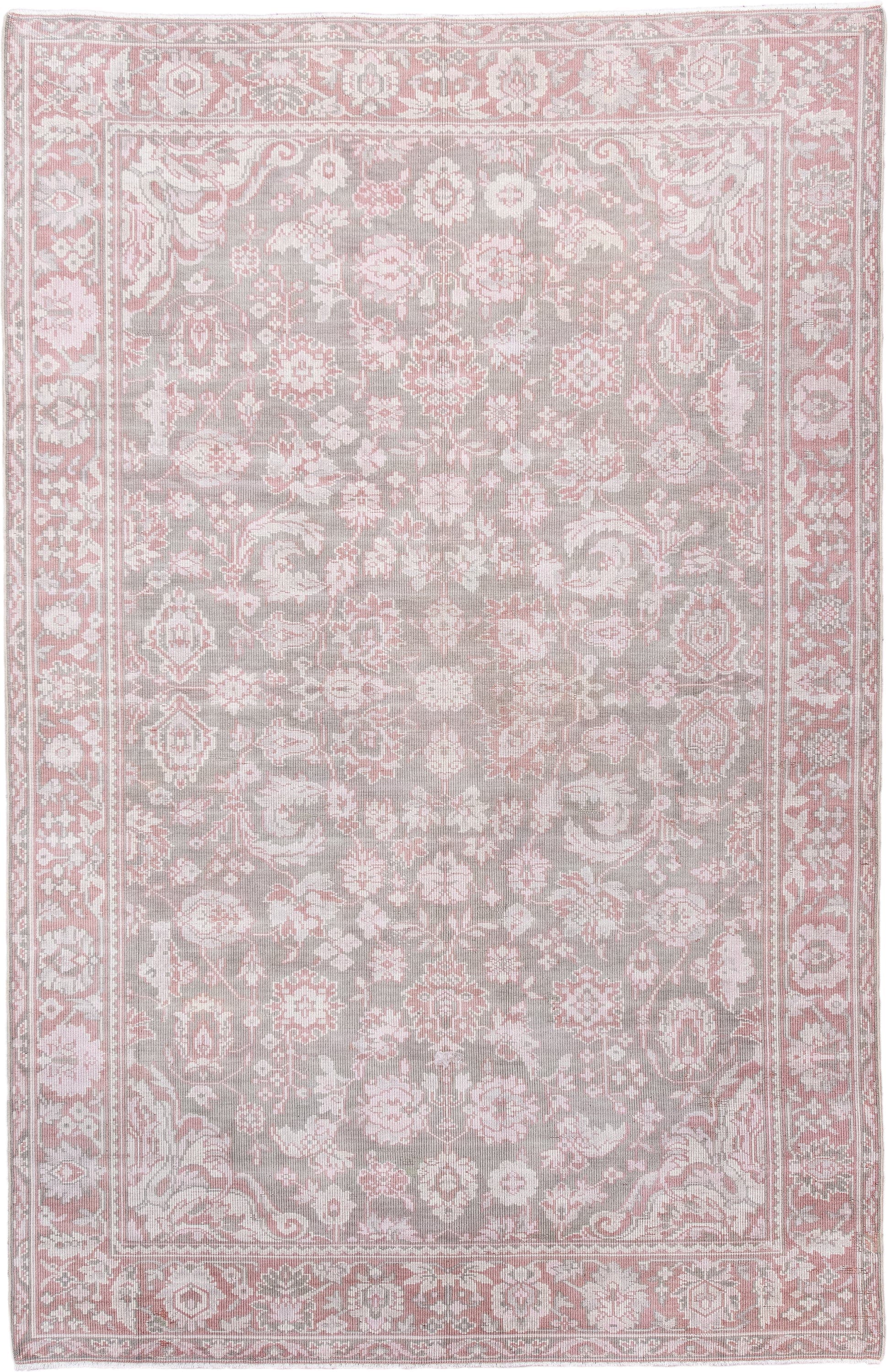 6' x 9' one-of-a-kind handmade antique Sivas medium size rug. Color palette: taupe, blush, ivory, rose, dusty pink, beige