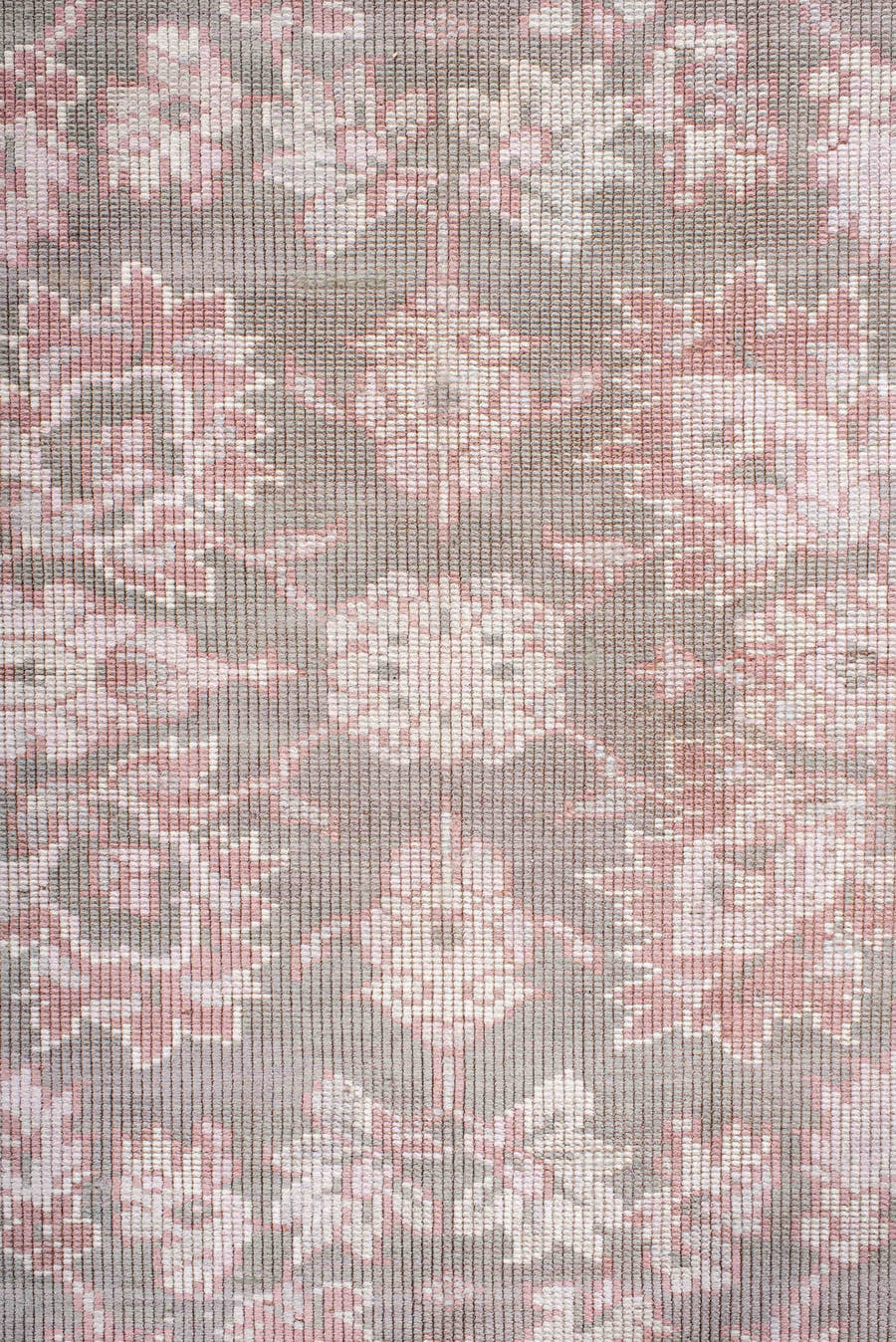 6' x 9' one-of-a-kind handmade antique Sivas medium size rug. Color palette: taupe, blush, ivory, rose, dusty pink, beige