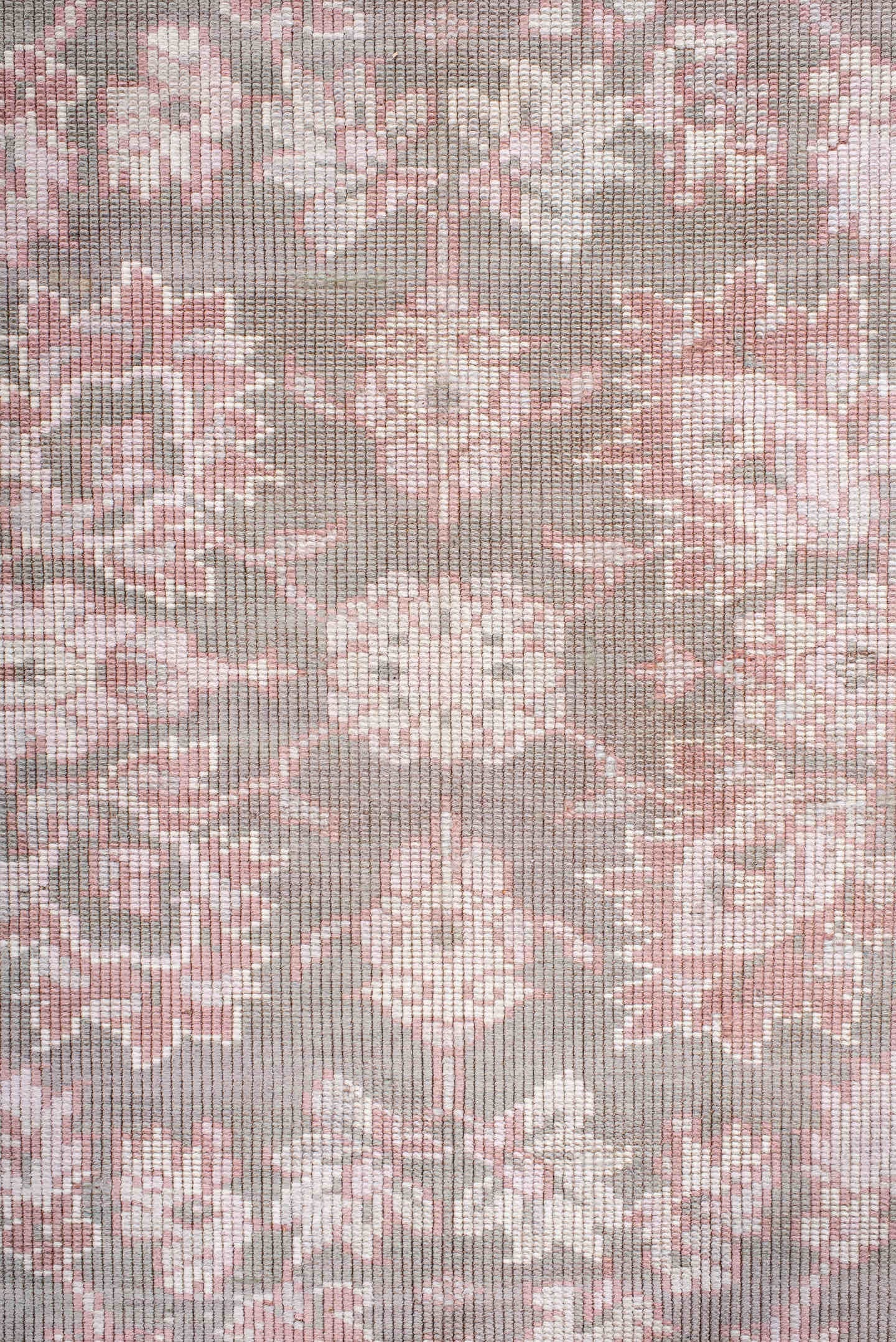 6' x 9' one-of-a-kind handmade antique Sivas medium size rug. Color palette: taupe, blush, ivory, rose, dusty pink, beige