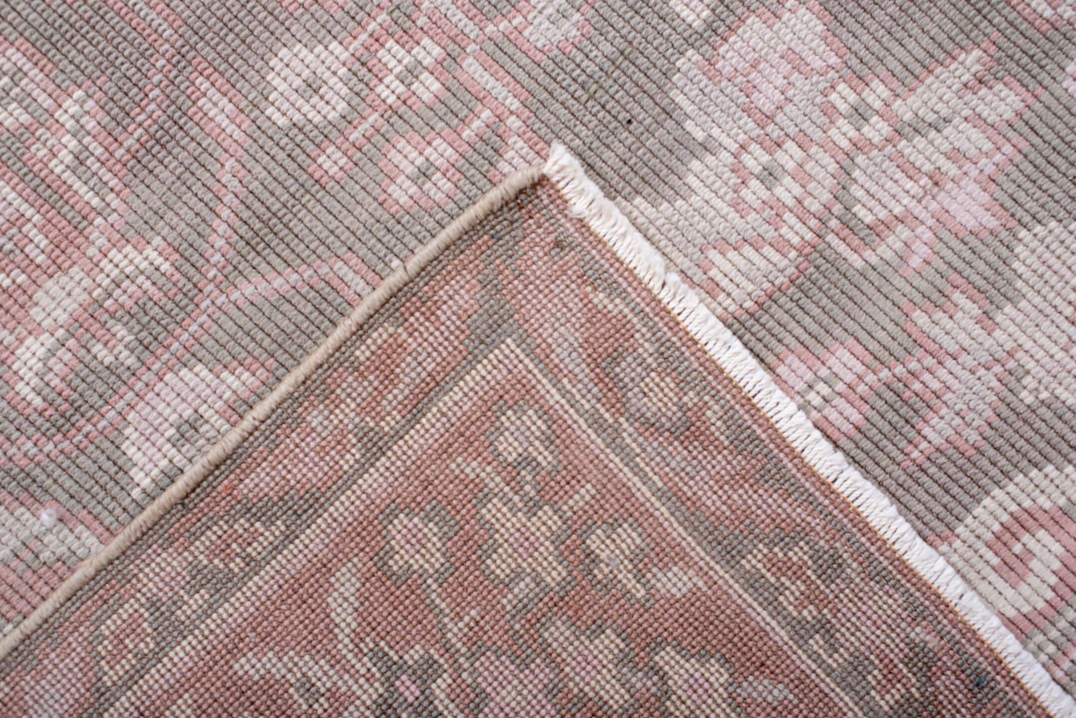 6' x 9' one-of-a-kind handmade antique Sivas medium size rug. Color palette: taupe, blush, ivory, rose, dusty pink, beige