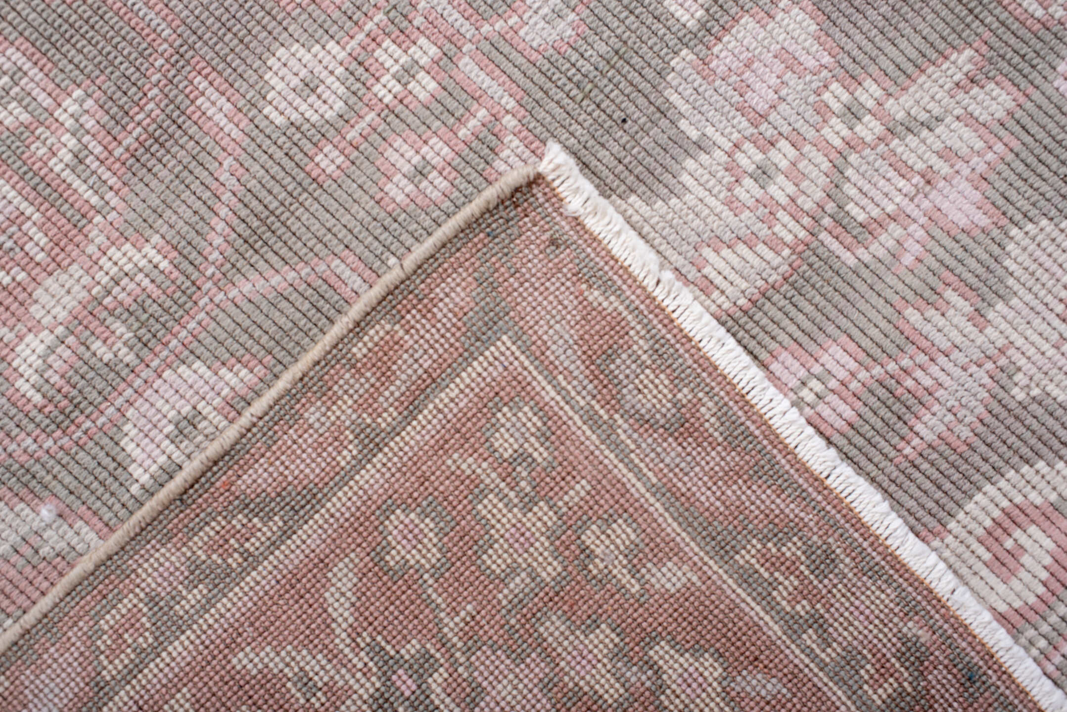 6' x 9' one-of-a-kind handmade antique Sivas medium size rug. Color palette: taupe, blush, ivory, rose, dusty pink, beige