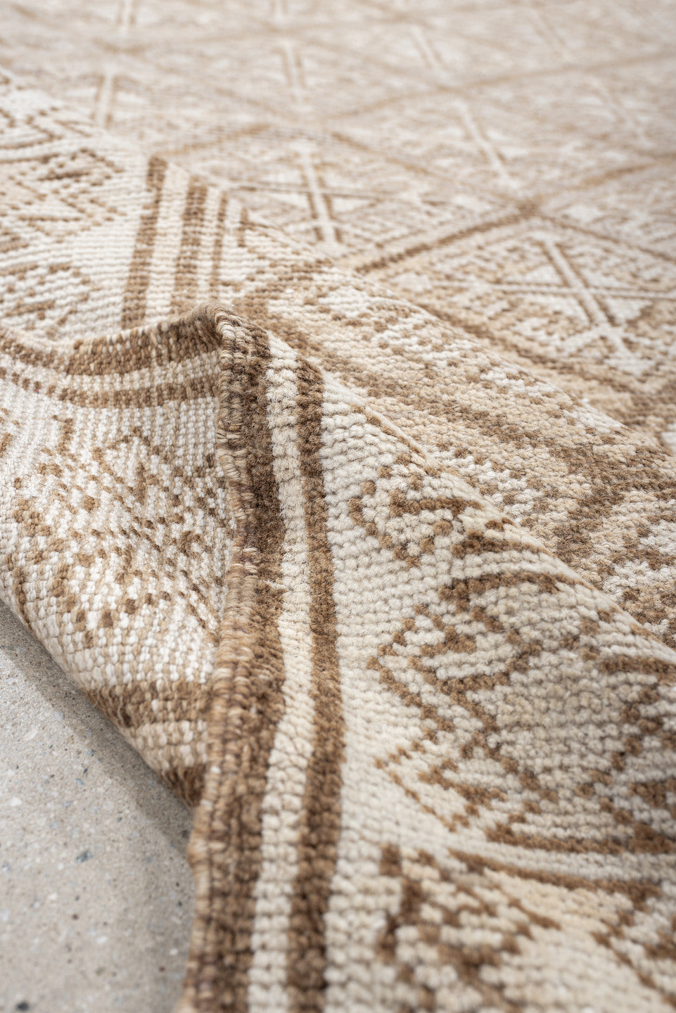 5' x 7' one-of-a-kind handmade antique medium size rug. Color palette: ivory, camel, taupe, beige, sand, gray