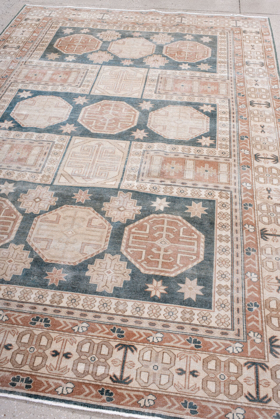 6' x 10' one-of-a-kind handmade antique Sparta large size rug. Color palette: ivory, dusty rose, slate blue, terra cotta