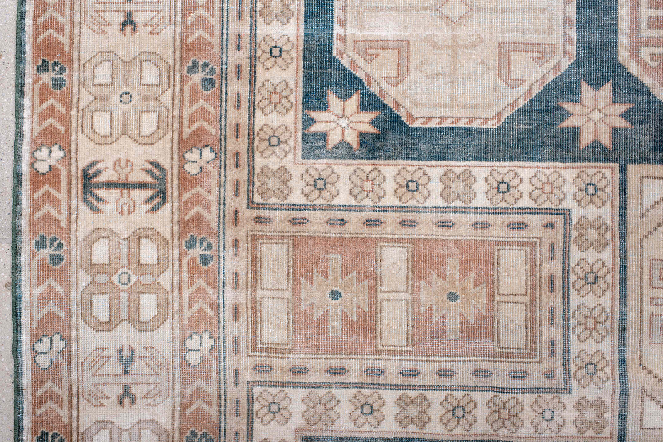 6' x 10' one-of-a-kind handmade antique Sparta large size rug. Color palette: ivory, dusty rose, slate blue, terra cotta