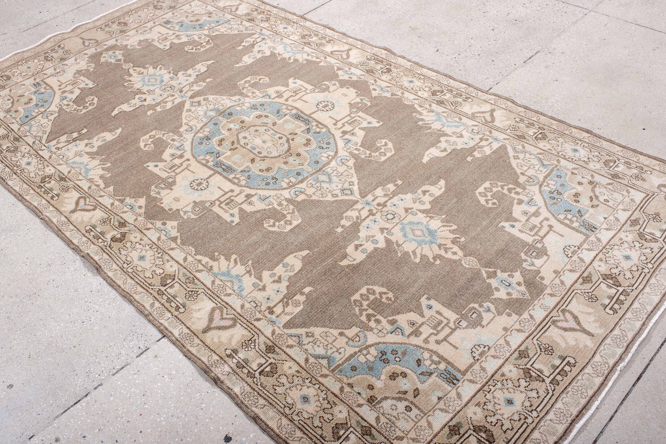 4' x 8' one-of-a-kind handmade vintage Hamadan rug. Color palette: brown, dark gray, gray, light blue, light gray, off-white