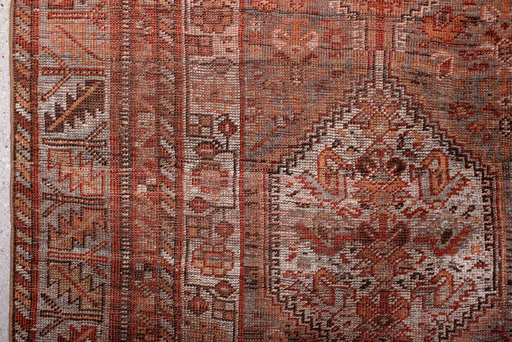 6' x 9' one-of-a-kind handmade antique Shiraz medium size rug. Color palette: rose, rust, terra cotta, ivory, taupe, brown