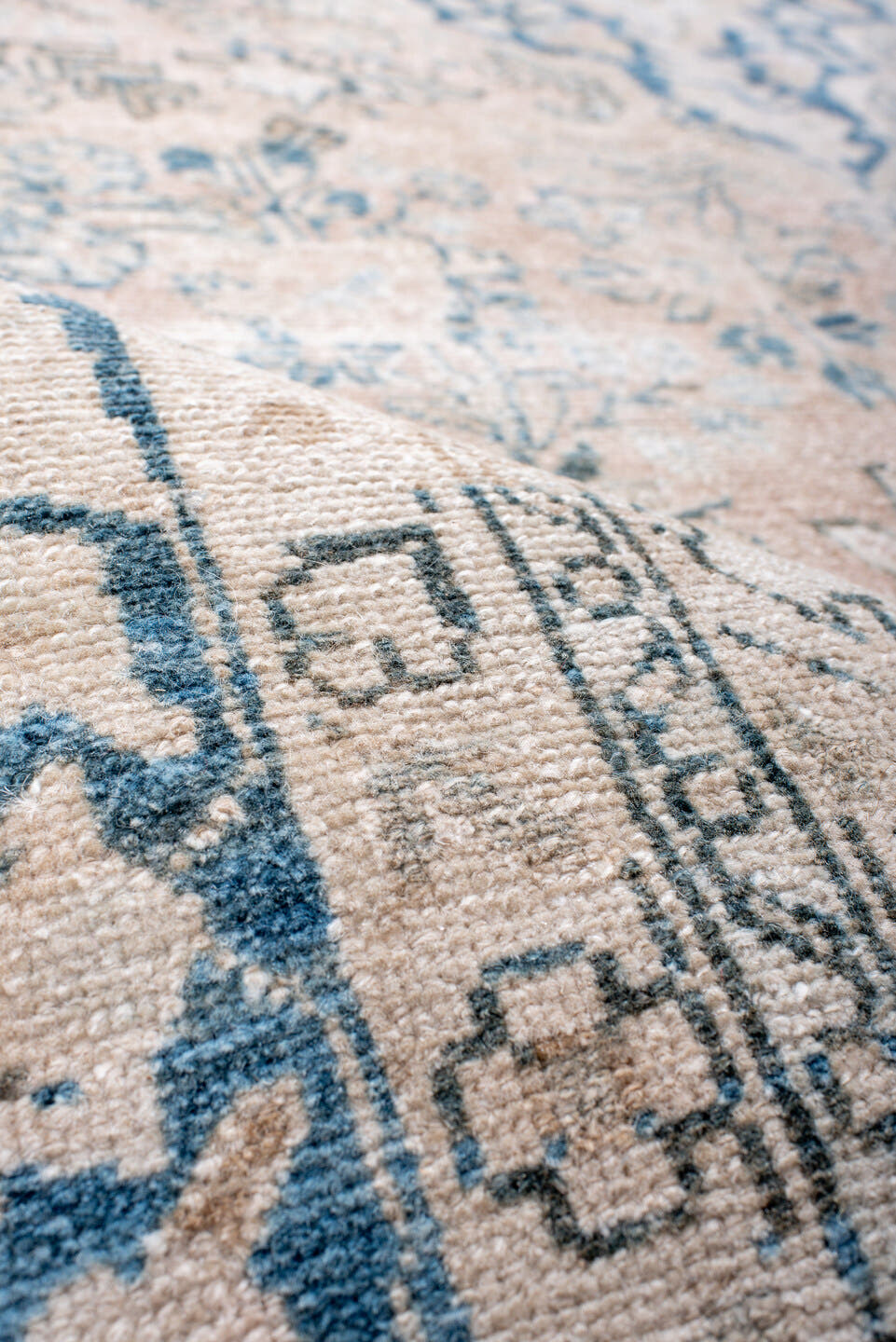 6' x 9' one-of-a-kind handmade antique Hamadan medium size rug. Color palette: ivory, sky_blue, beige, taupe, slate, cream