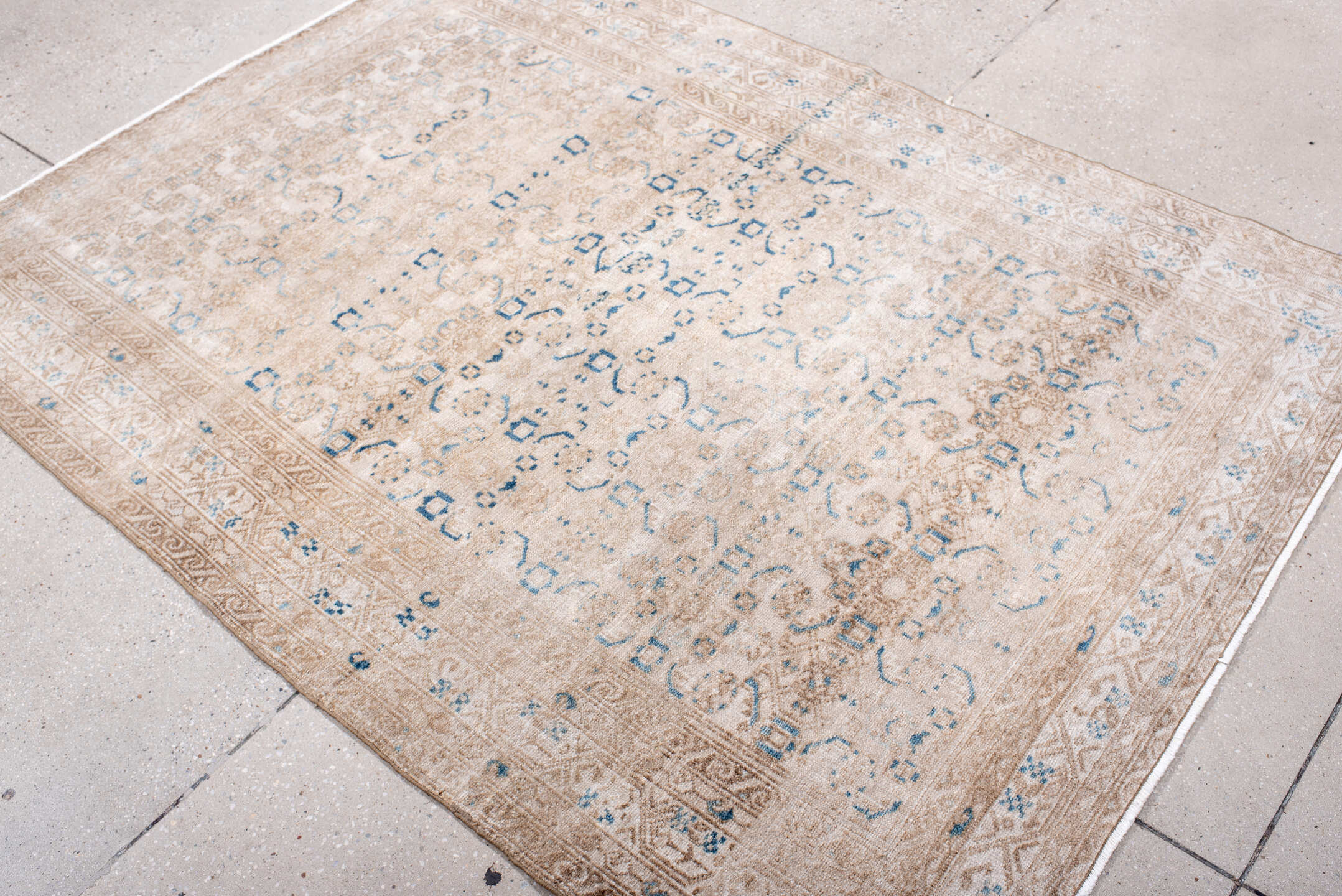 4' x 6' one-of-a-kind handmade antique Hamadan small size rug. Color palette: ivory, beige, sky_blue, taupe, camel