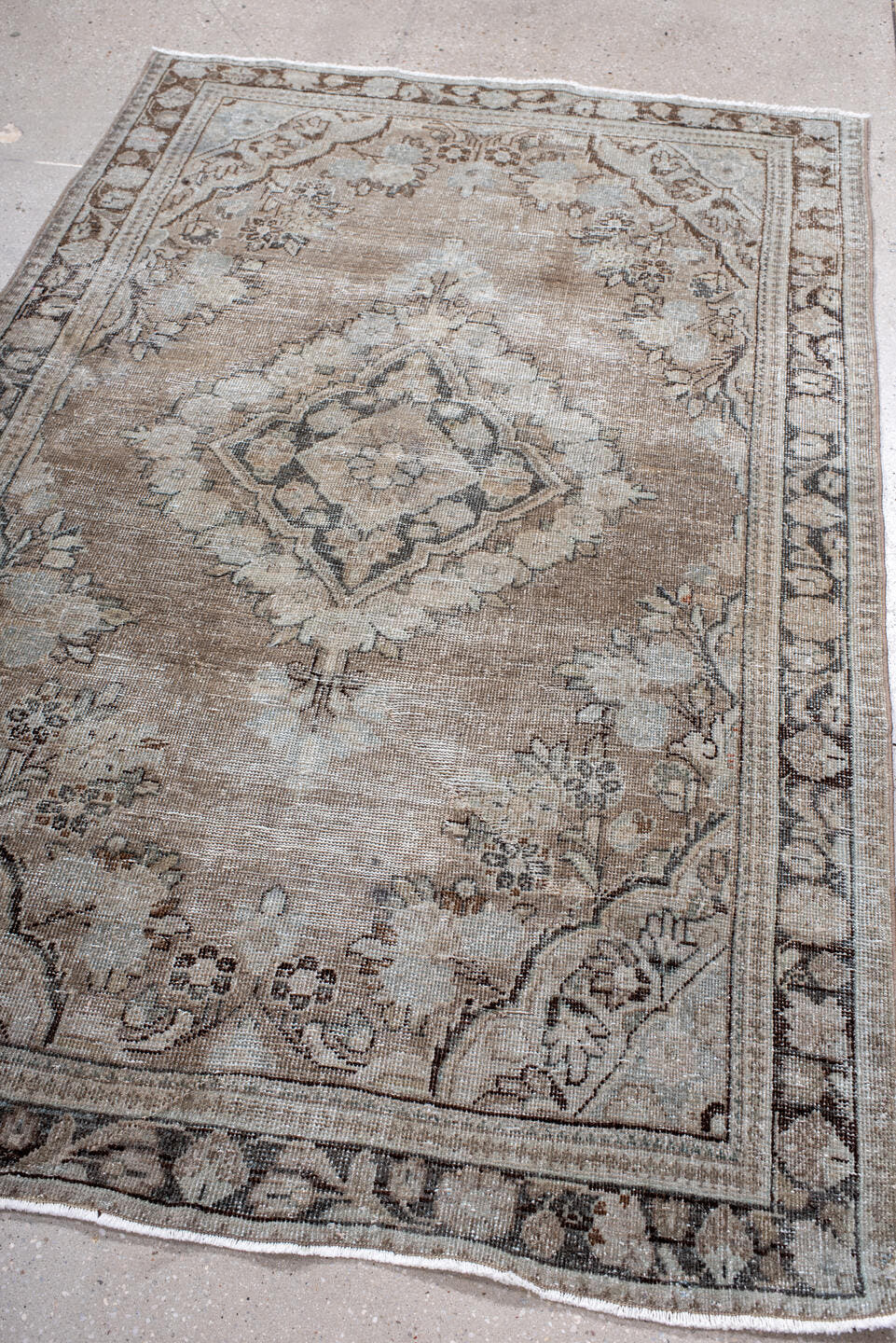 4' x 6' one-of-a-kind handmade vintage Mahal small size rug. Color palette: taupe, ivory, brown, pale blue, beige, charcoal