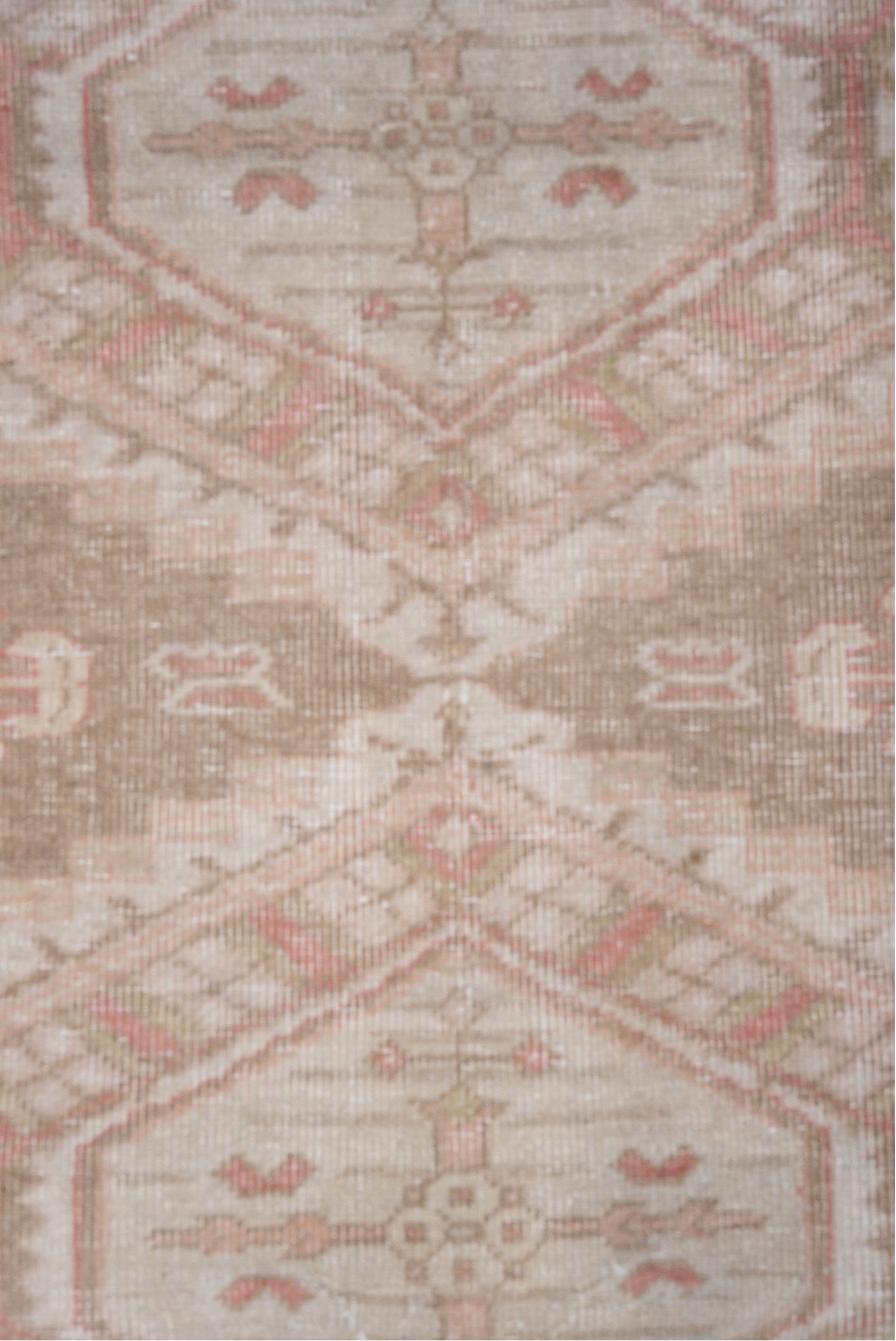4' x 7' one-of-a-kind handmade vintage Sarab rug. Color palette: taupe, ivory, blush, brown, rose, cream, beige, gray, pink