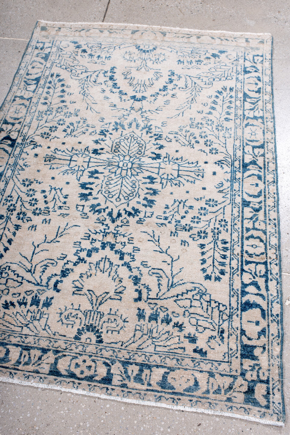 3' x 5' one-of-a-kind handmade antique Hamadan small size rug. Color palette: ivory, sky blue, slate blue, cream, taupe