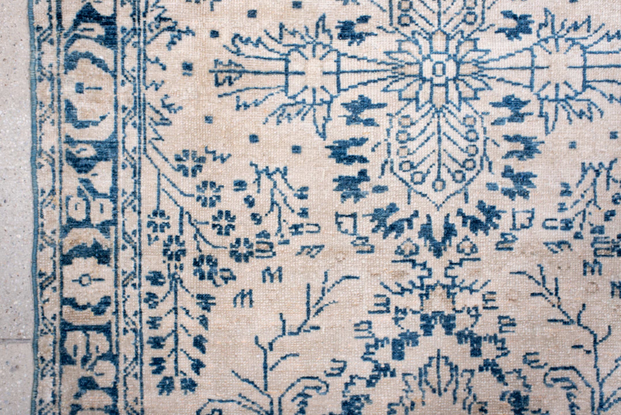 3' x 5' one-of-a-kind handmade antique Hamadan small size rug. Color palette: ivory, sky blue, slate blue, cream, taupe