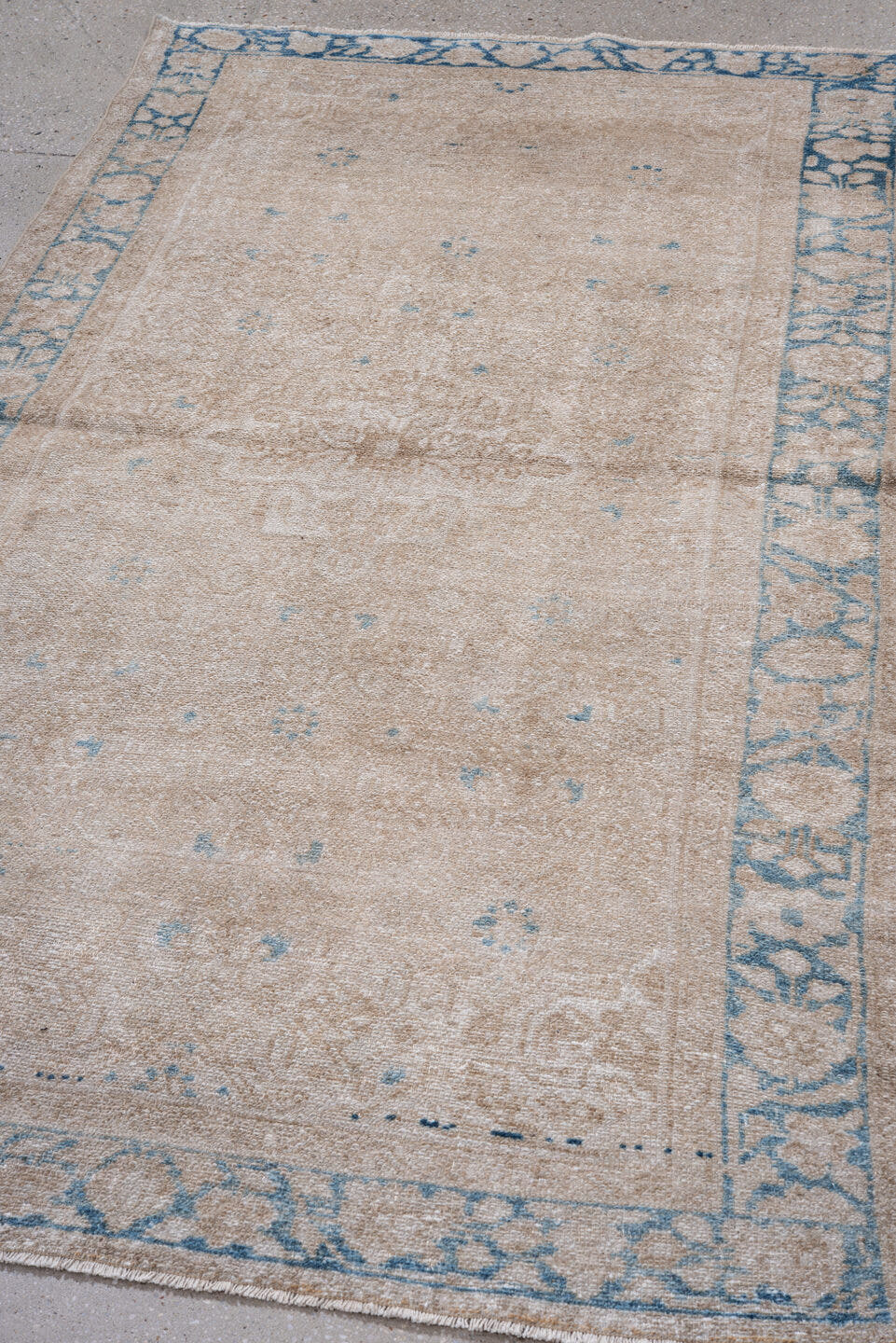 3' x 6' one-of-a-kind handmade vintage Hamadan small size rug. Color palette: beige, ivory, pale blue, taupe, cream