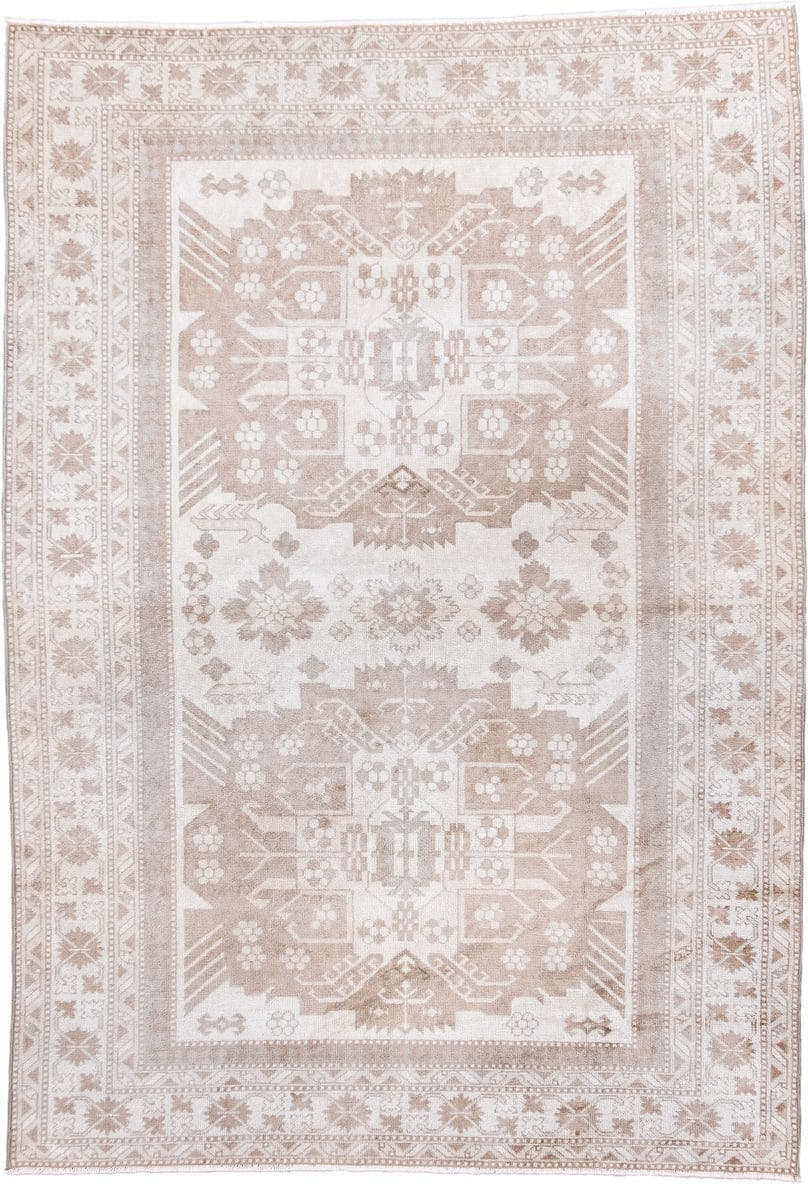 4' x 5' one-of-a-kind handmade antique Sivas small size rug. Color palette: ivory, taupe, beige, sand, camel, gray