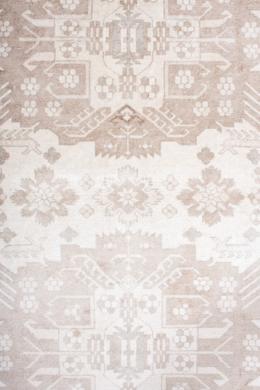 4' x 5' one-of-a-kind handmade antique Sivas small size rug. Color palette: ivory, taupe, beige, sand, camel, gray